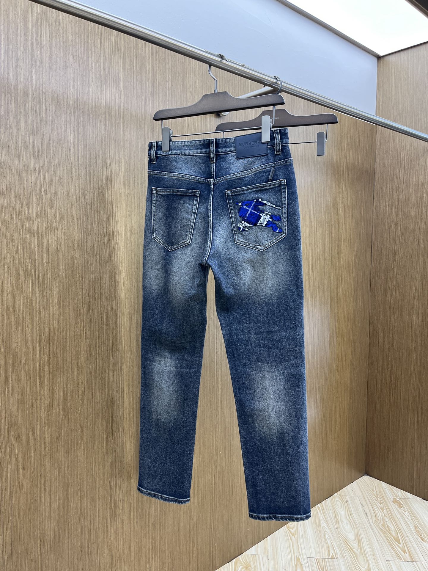 新品 BBR 🔥🔥高端定制、2025早春最新款牛仔裤 柜台同步发售 原版定制复刻 客供五金辅料 原单品质