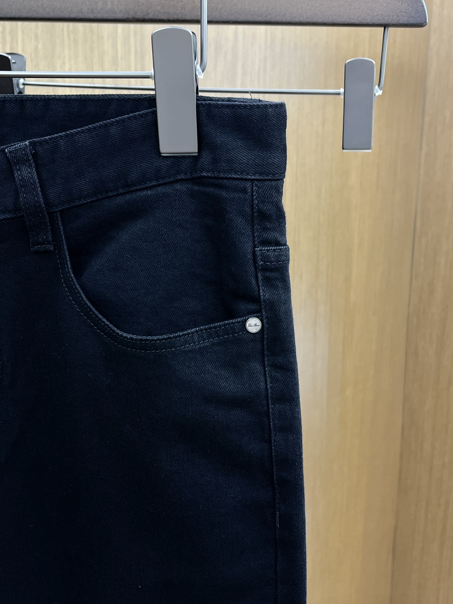 新品 lP🆕 🔥🔥高端定制、2025早春最新款牛仔裤 柜台同步发售 原版定制复刻 客供五金辅料 原单品质