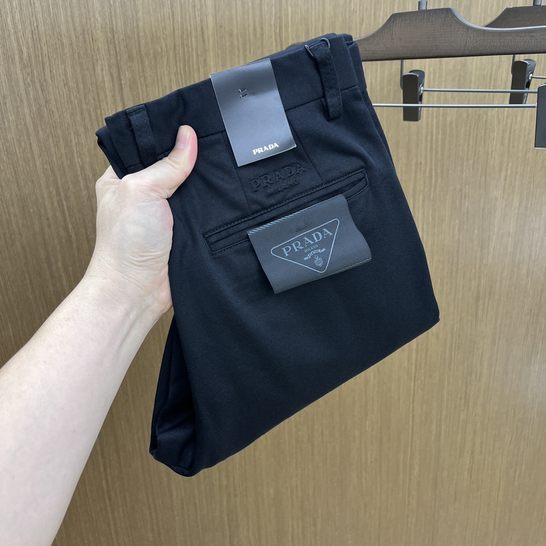 NO:472897,Autumn and Winter PD 1955ss Autumn and Winter new products, available simultaneously on the official website, men's high-end business casual trousers, high-end imported fabric, with elasticity, silicone letter pressing on the back, five combinations, that is, classic and fashionable, combined tailor, the upper body effect is unrestrained, comfortable and breathable fax number 30-3837,,alexander wang19860909秋冬 PD 1955ss秋冬新品,官网同步有售,男士高端商务休闲西裤,高端进口面料,带弹力,后面采用硅胶字母压胶,五搭配,即经典又时尚,合体裁缝,上身效果无约束感 ,舒适透气fax 码数30-3837,,alexander wang,Men's clothing