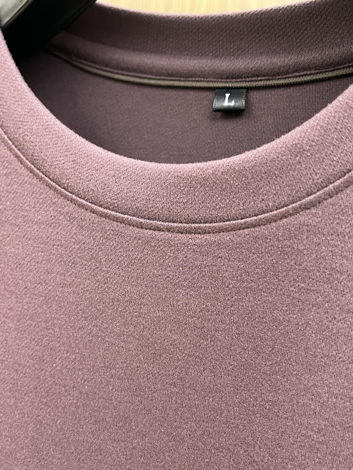 秋冬 PD 🔥早秋新款首发专柜最新款长袖圆领羊毛T恤 高端订制 设计前卫时尚！品牌logo工艺设计 高端