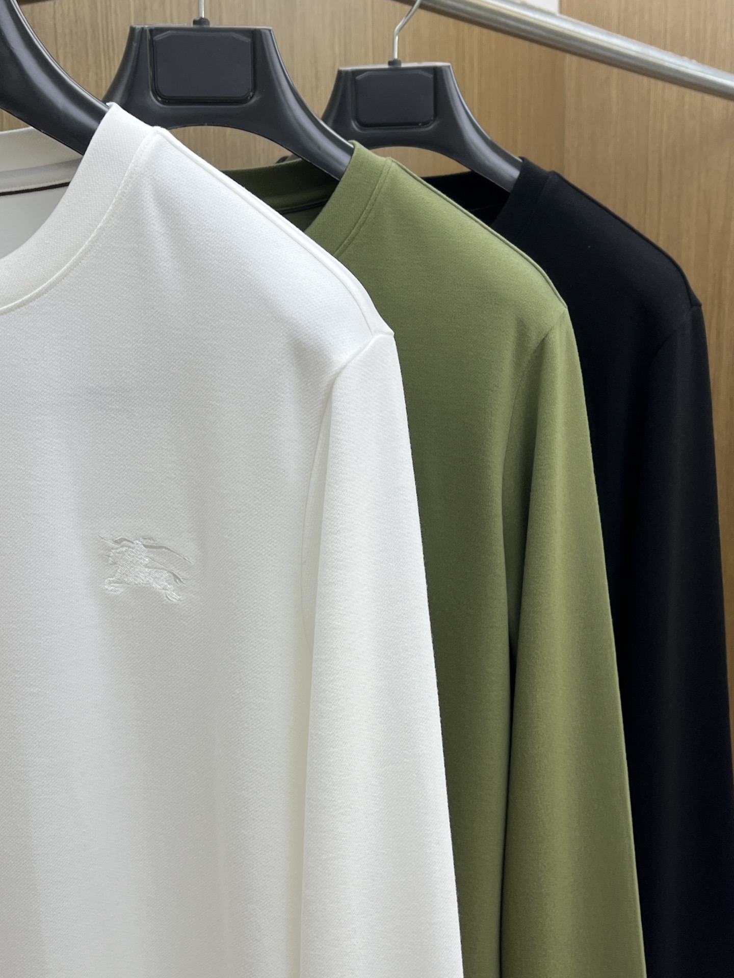 秋冬 BBR 🔥早秋新款首发专柜最新款长袖圆领羊毛T恤 高端订制 设计前卫时尚！品牌logo工艺设计 高