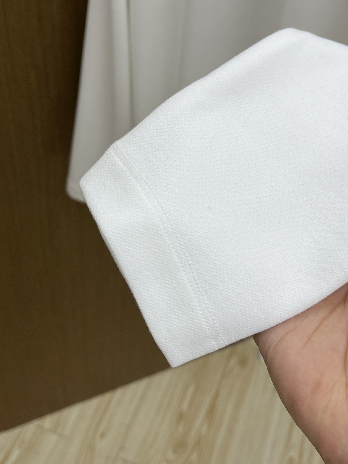 秋冬 BBR 🔥早秋新款首发专柜最新款长袖圆领羊毛T恤 高端订制 设计前卫时尚！品牌logo工艺设计 高