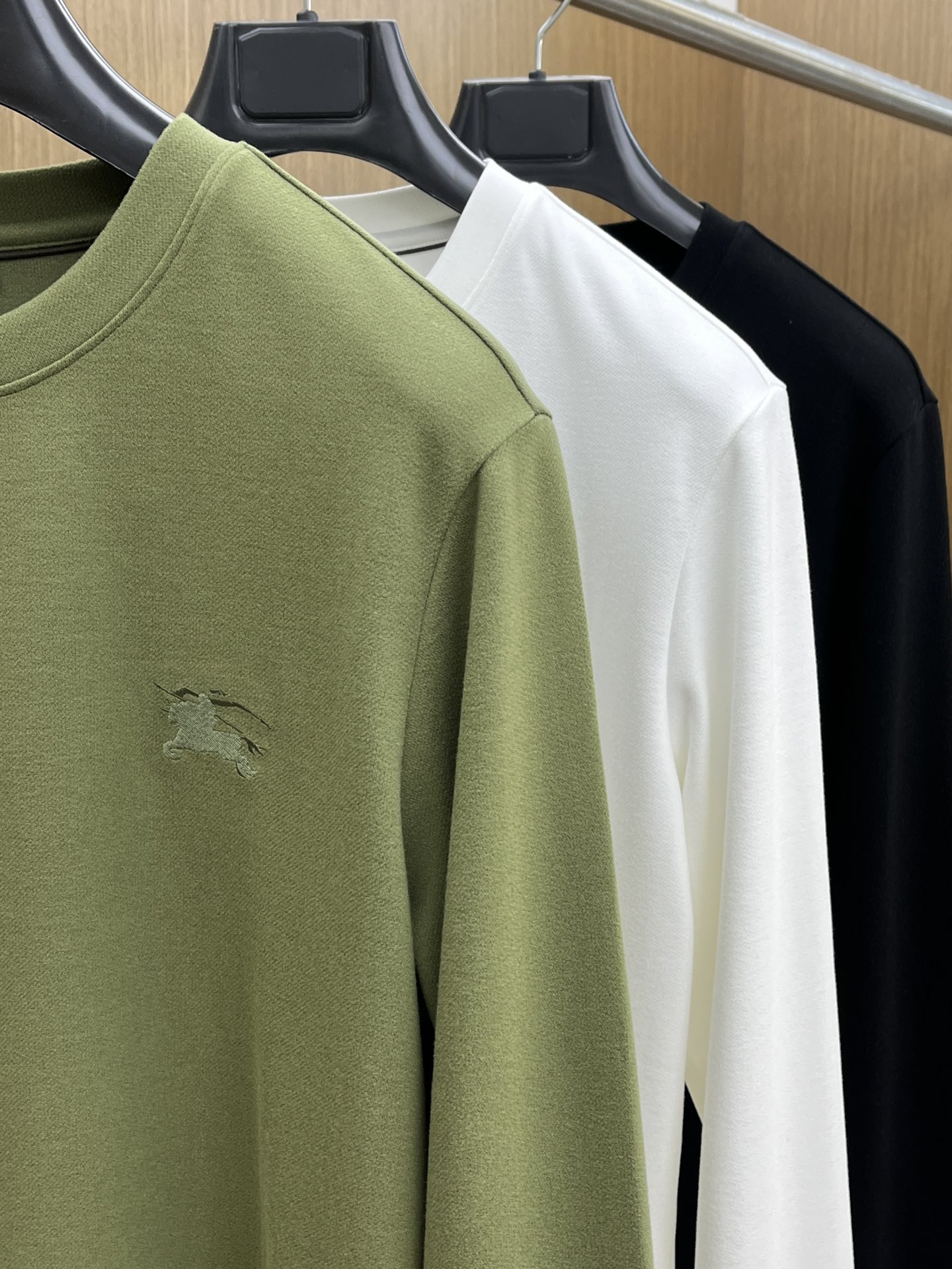 秋冬 BBR 🔥早秋新款首发专柜最新款长袖圆领羊毛T恤 高端订制 设计前卫时尚！品牌logo工艺设计 高