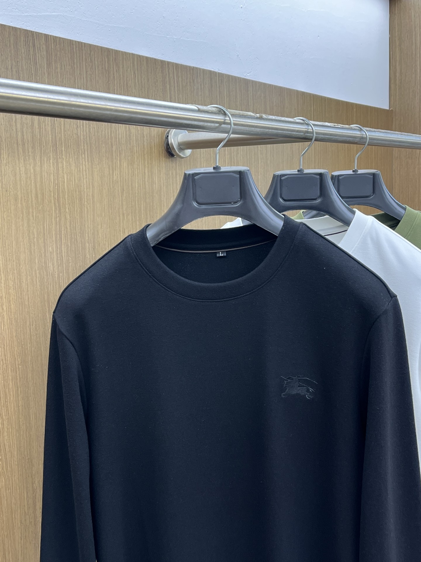 秋冬 BBR 🔥早秋新款首发专柜最新款长袖圆领羊毛T恤 高端订制 设计前卫时尚！品牌logo工艺设计 高