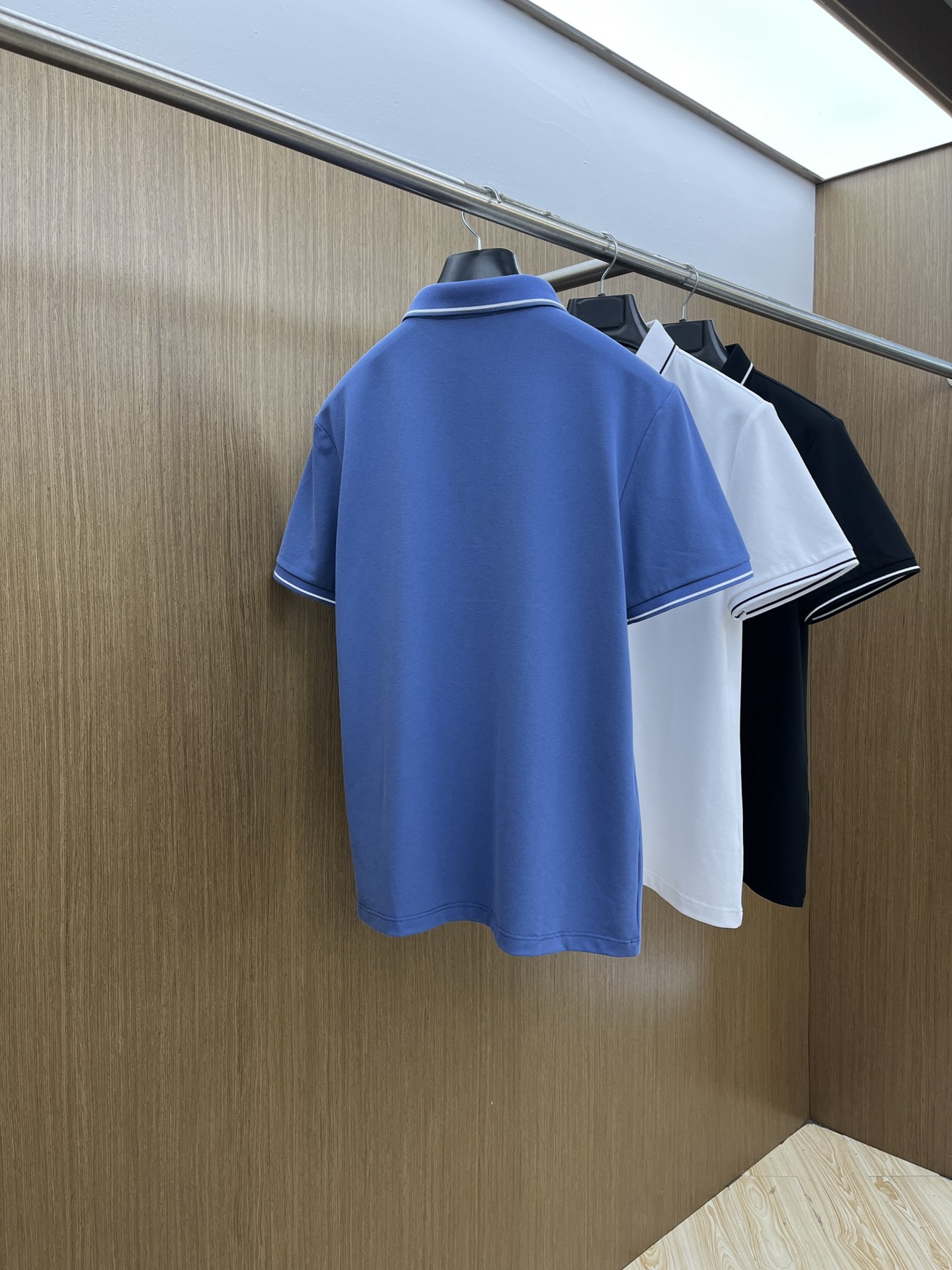 新款 PD 🔥🔥春夏新款男士短袖Polo衫，品牌最新设计元素！既不单调也不复杂,恰到好处的展现品味！客供