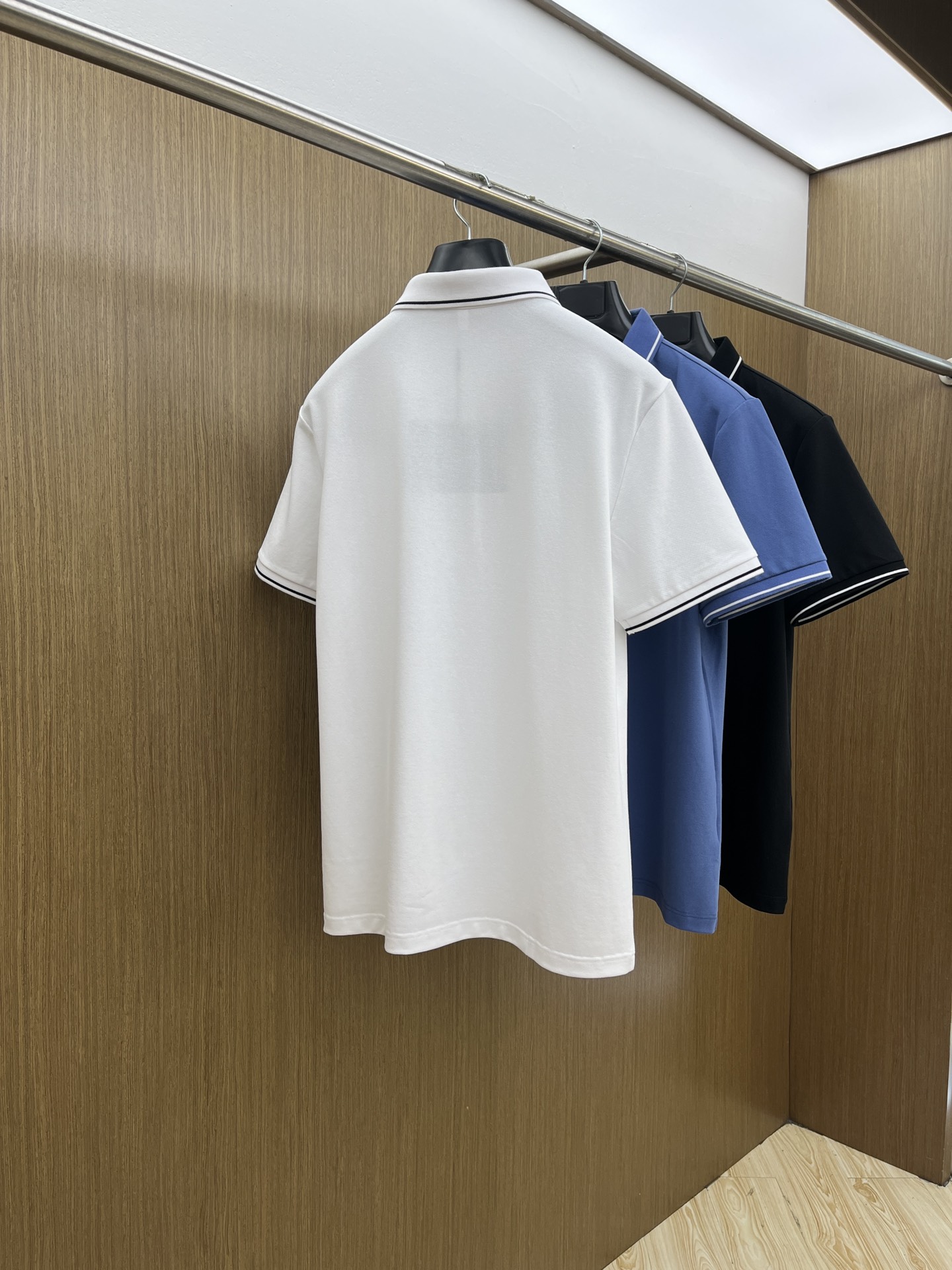 新款 PD 🔥🔥春夏新款男士短袖Polo衫，品牌最新设计元素！既不单调也不复杂,恰到好处的展现品味！客供