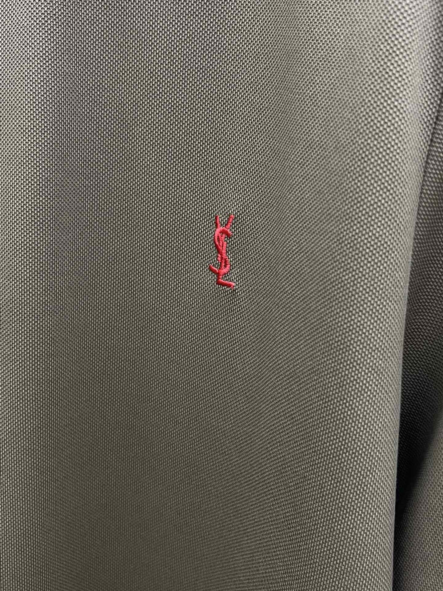 新款 YSL🔥🔥春夏新款男士短袖Polo衫，品牌最新设计元素！既不单调也不复杂,恰到好处的展现品味！客供