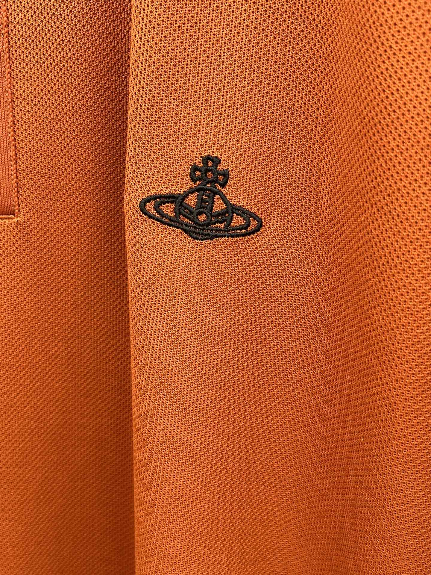 新款 VW 🔥🔥春夏新款男士短袖Polo衫，品牌最新设计元素！既不单调也不复杂,恰到好处的展现品味！客供