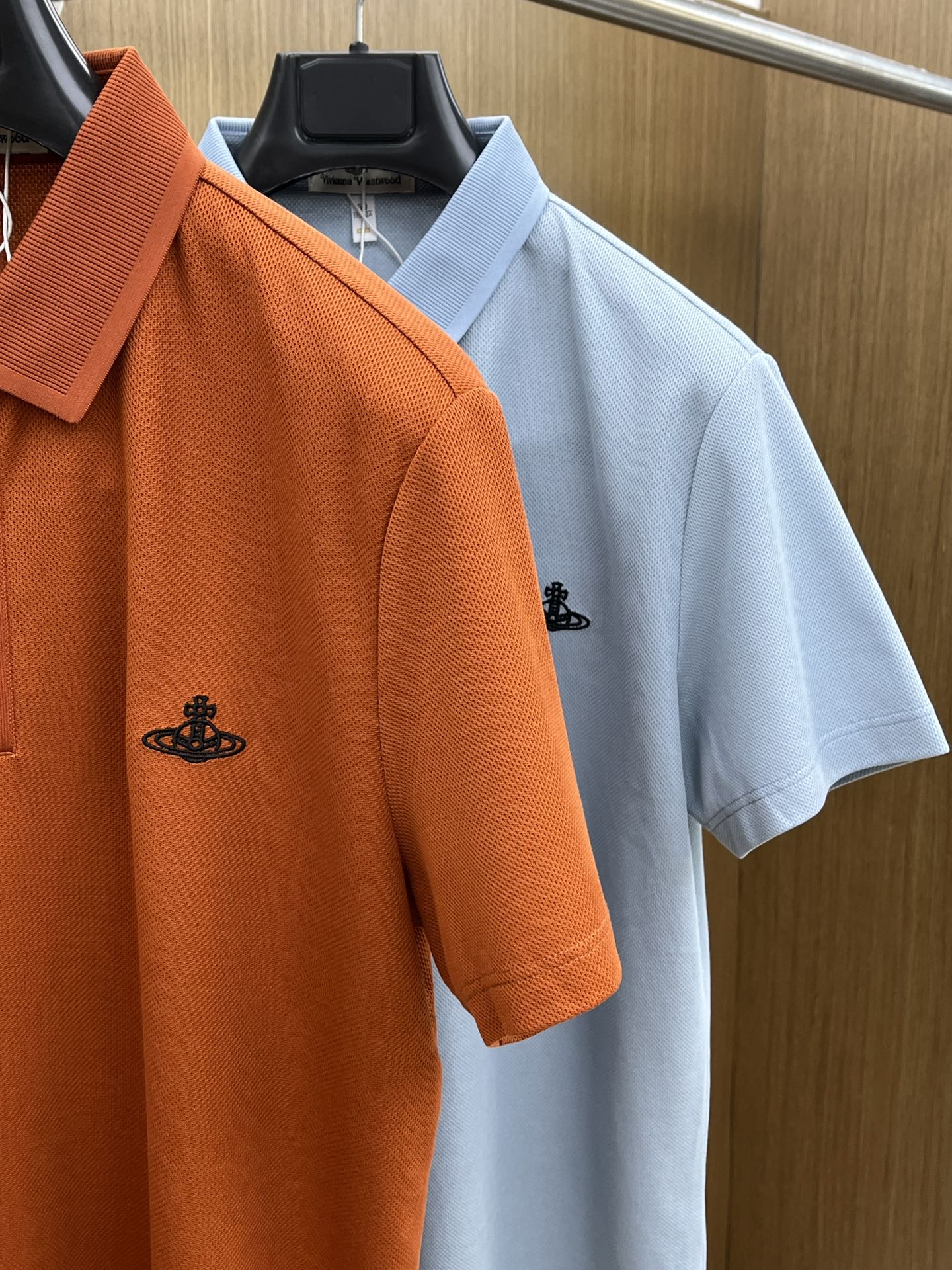 新款 VW 🔥🔥春夏新款男士短袖Polo衫，品牌最新设计元素！既不单调也不复杂,恰到好处的展现品味！客供