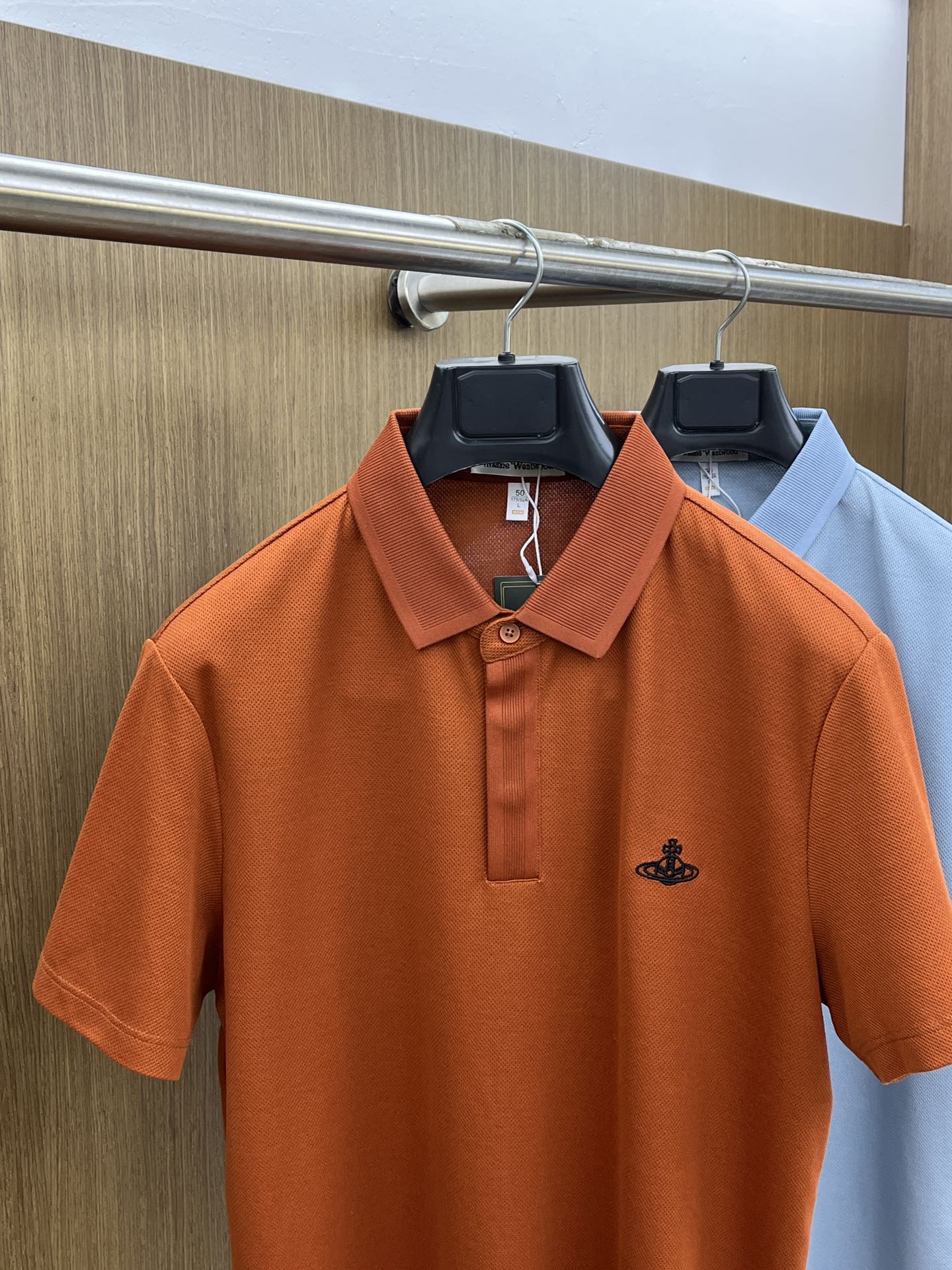 新款 VW 🔥🔥春夏新款男士短袖Polo衫，品牌最新设计元素！既不单调也不复杂,恰到好处的展现品味！客供