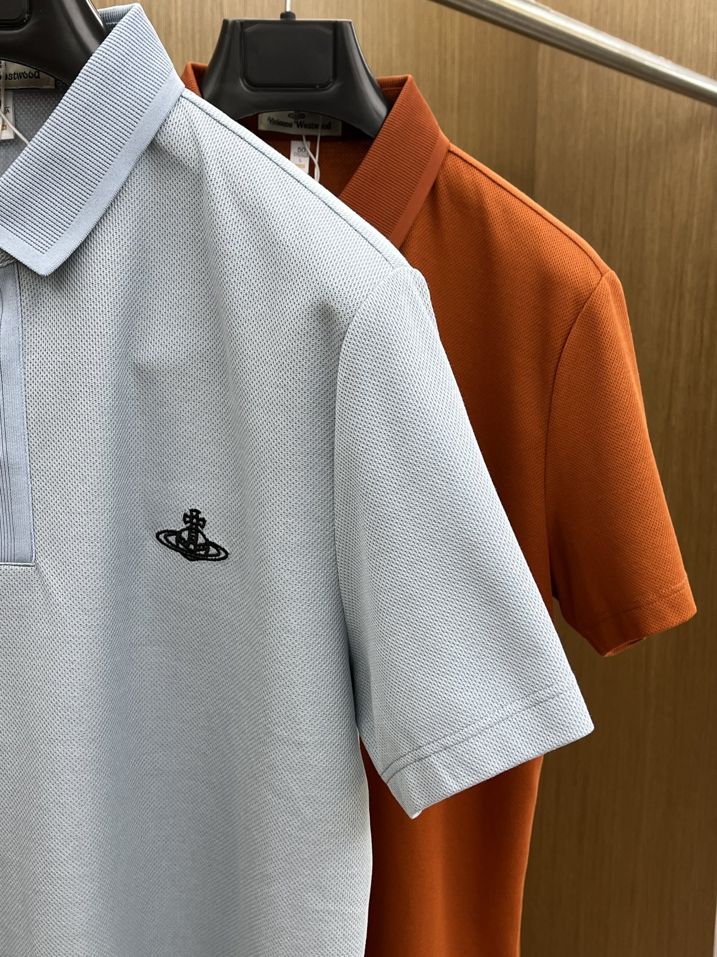 新款 VW 🔥🔥春夏新款男士短袖Polo衫，品牌最新设计元素！既不单调也不复杂,恰到好处的展现品味！客供