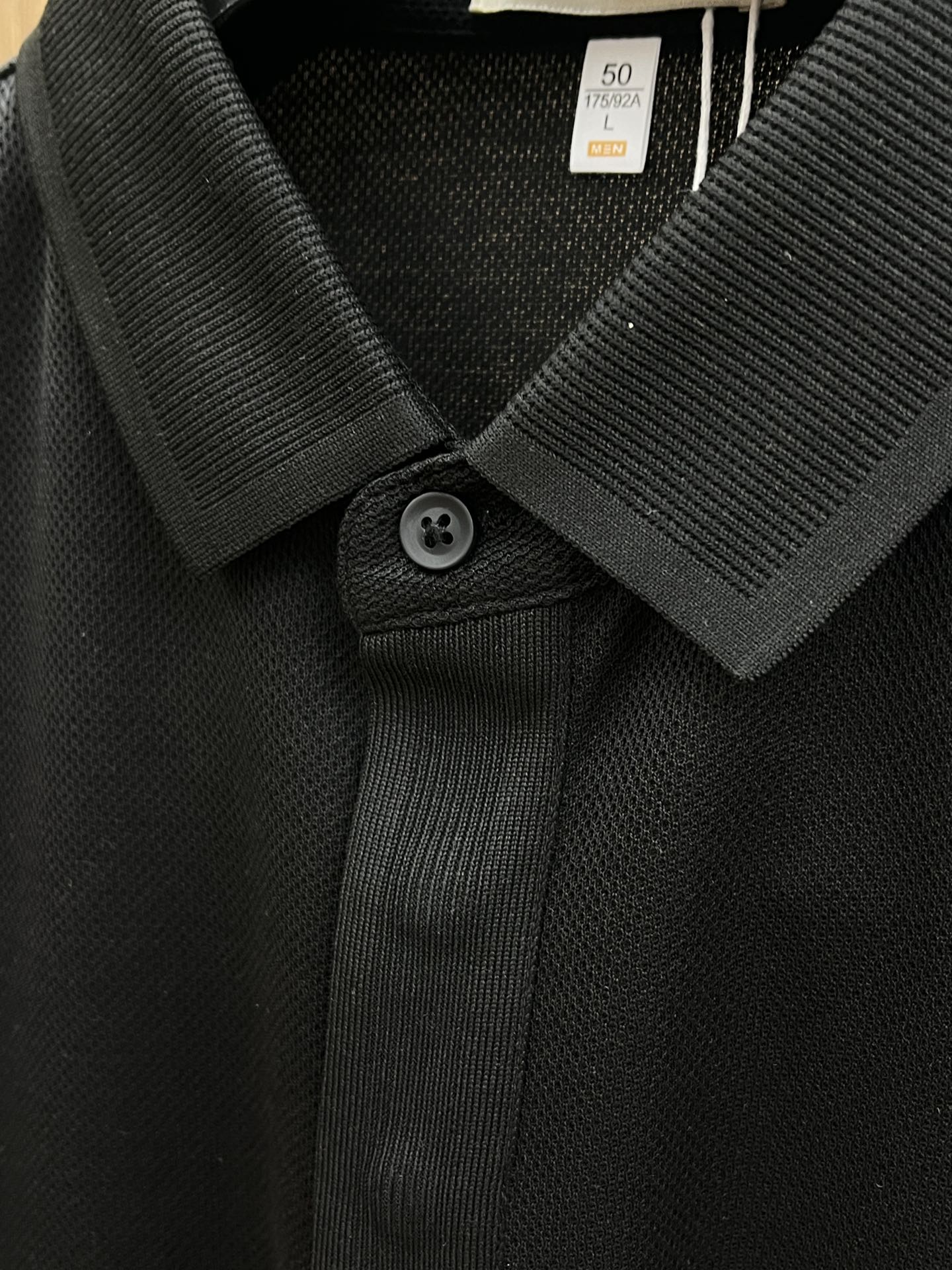 新款 VW 🔥🔥春夏新款男士短袖Polo衫，品牌最新设计元素！既不单调也不复杂,恰到好处的展现品味！客供