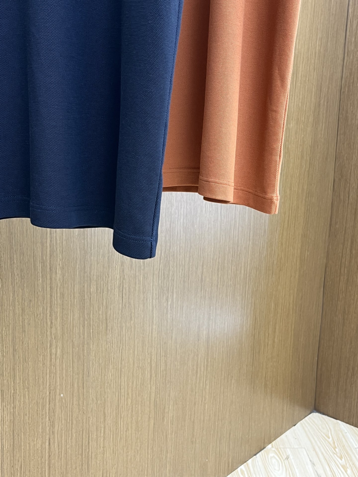 新款 Her 🔥🔥春夏新款男士短袖Polo衫，品牌最新设计元素！既不单调也不复杂,恰到好处的展现品味！客