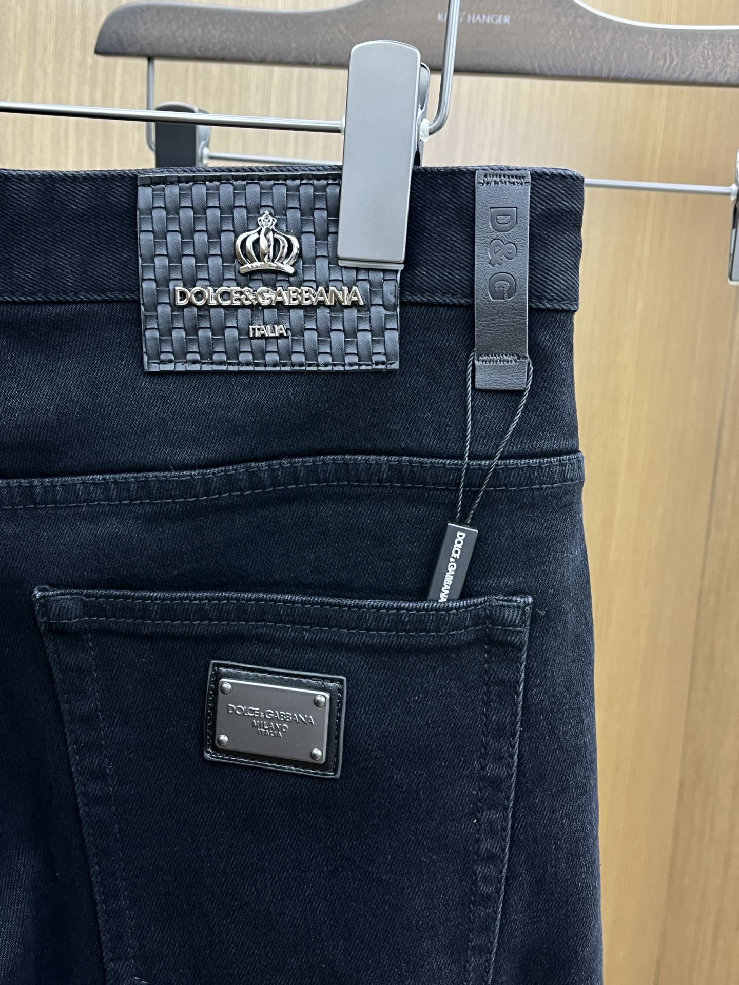 秋冬 DG 🔥🔥高端定制、25SS秋冬最新款牛仔裤 柜台同步发售 进口固色面料 原版定制复刻 客供五金辅