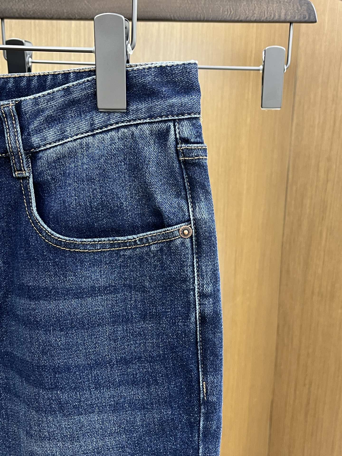 秋冬 LV 🔥🔥高端定制、25SS秋冬最新款牛仔裤 柜台同步发售 进口固色面料 原版定制复刻 客供五金辅