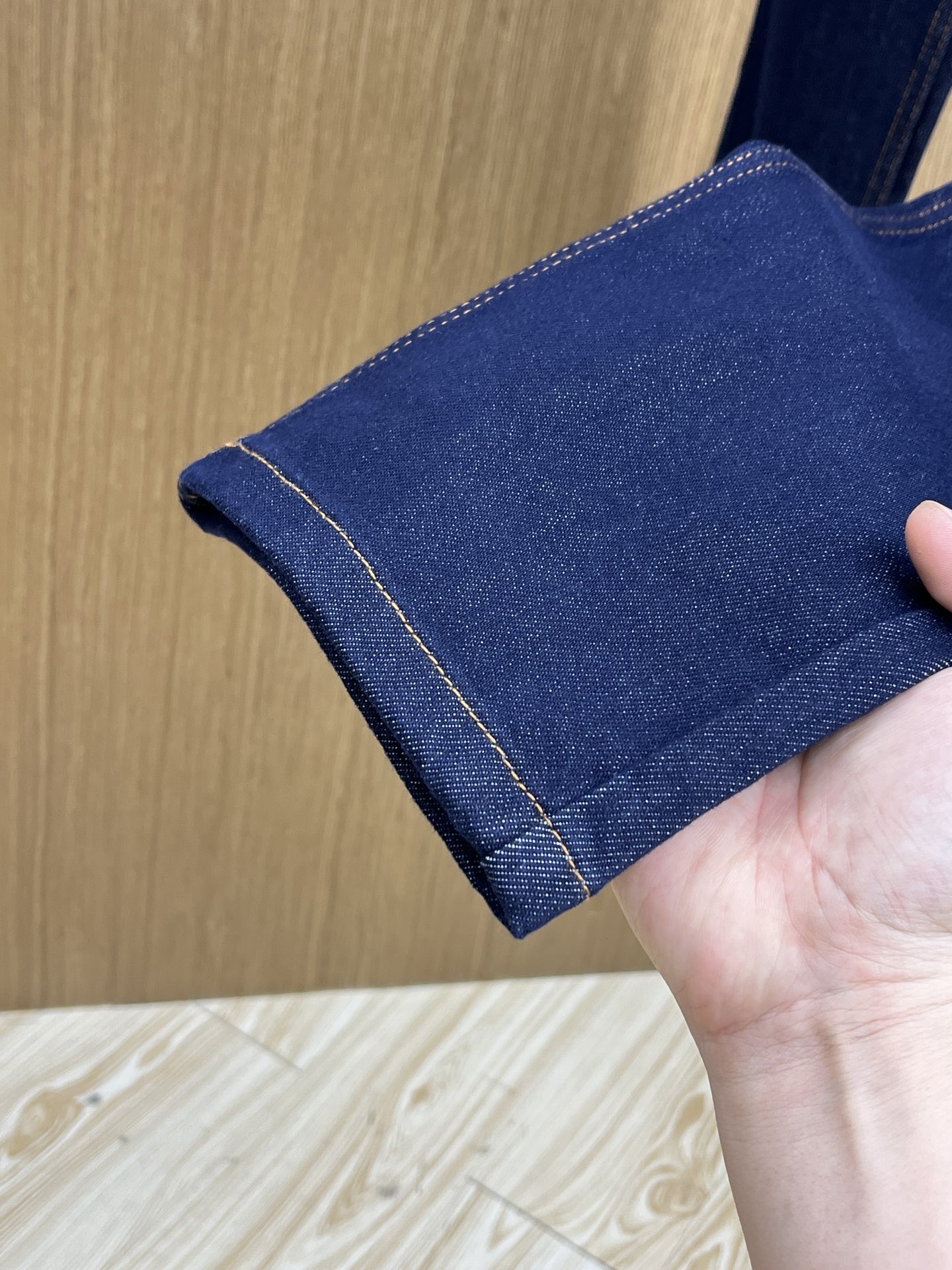 秋冬 HER 🔥🔥高端定制、25SS秋冬最新款牛仔裤 柜台同步发售 进口固色面料 原版定制复刻 客供五金