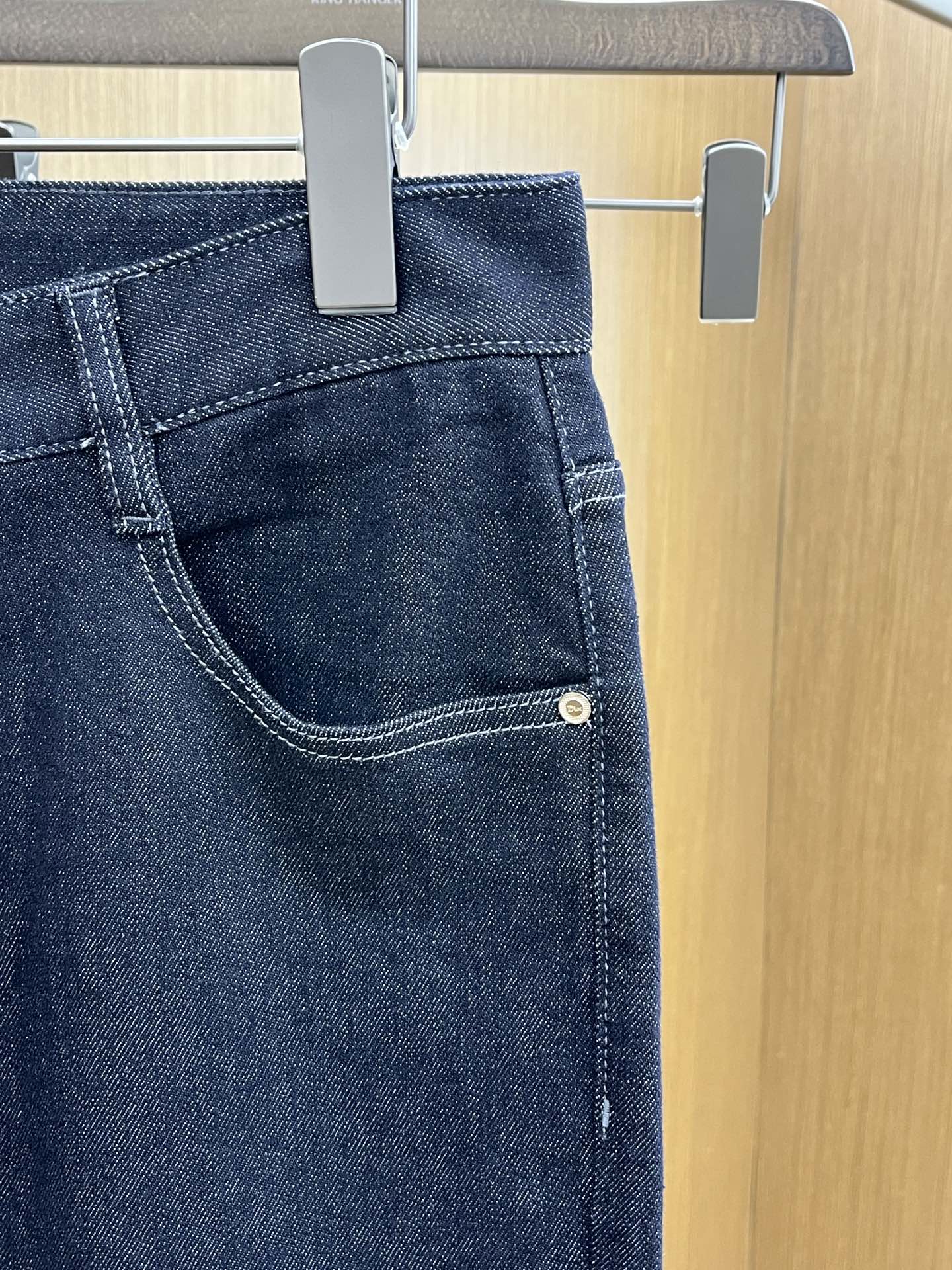 秋冬 CD 🔥🔥高端定制、25SS秋冬最新款牛仔裤 柜台同步发售 进口固色面料 原版定制复刻 客供五金辅