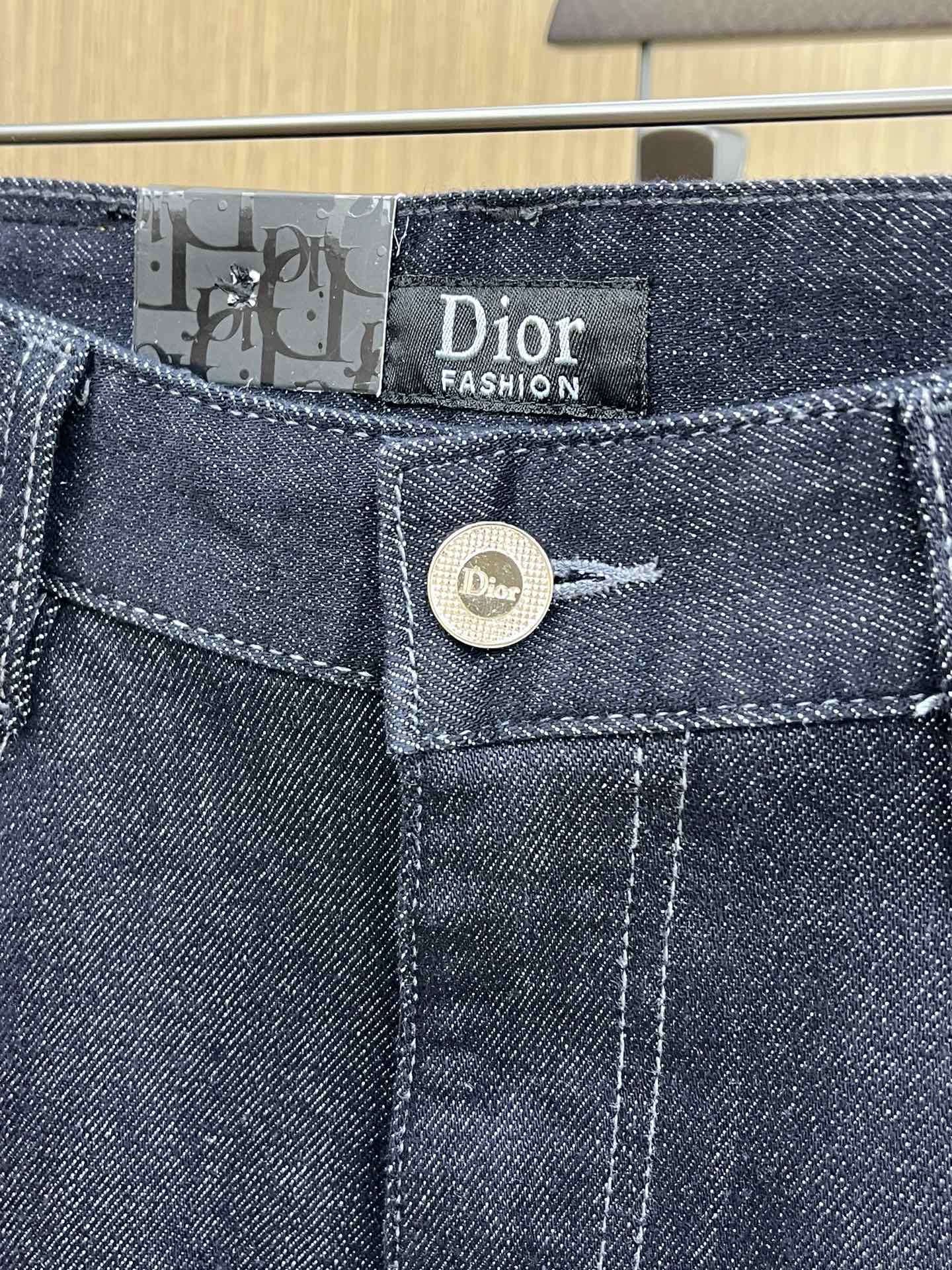 秋冬 CD 🔥🔥高端定制、25SS秋冬最新款牛仔裤 柜台同步发售 进口固色面料 原版定制复刻 客供五金辅