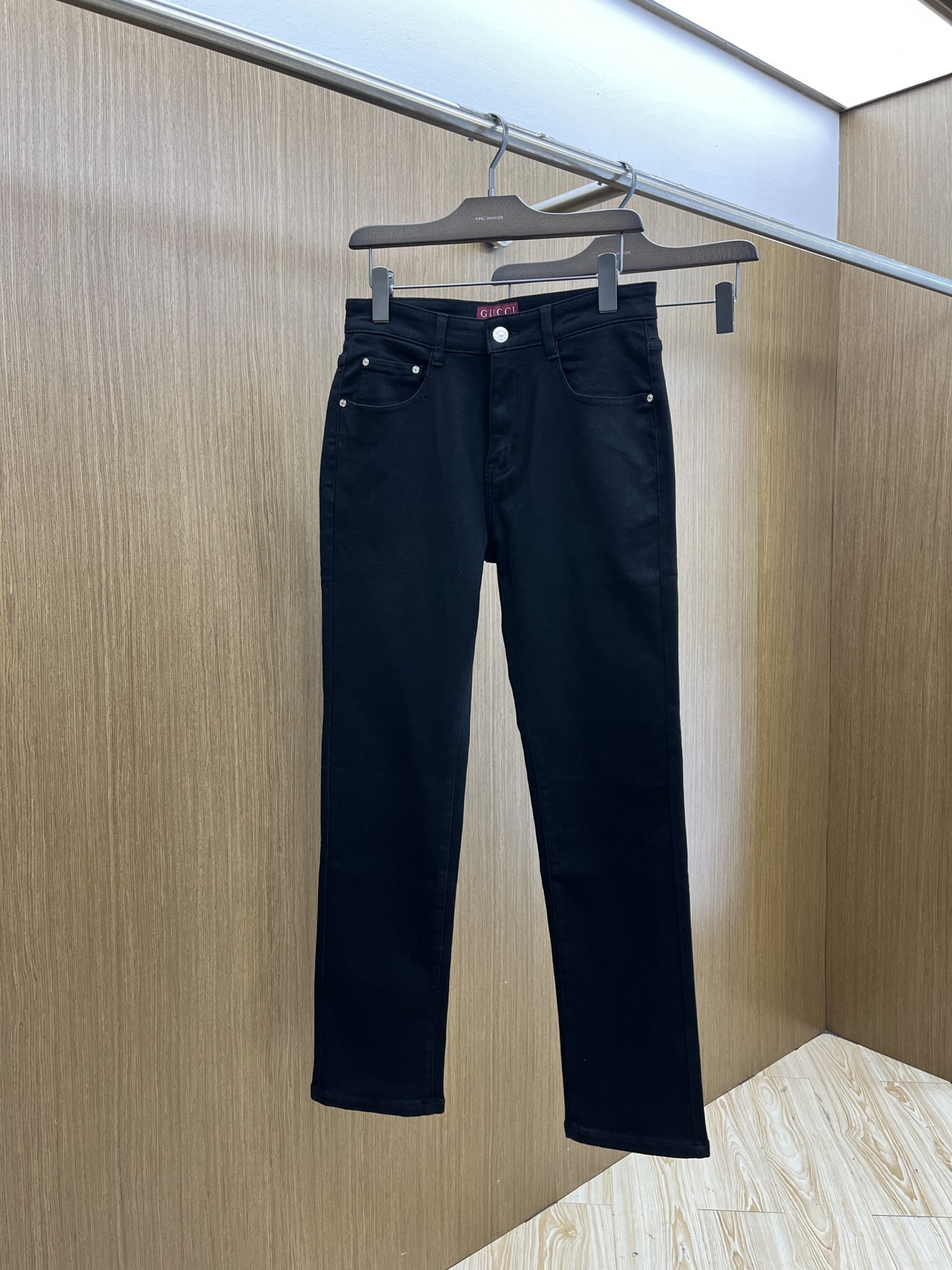 秋冬 Guc 🔥🔥高端定制、25SS秋冬最新款牛仔裤 柜台同步发售 进口固色面料 原版定制复刻 客供五金