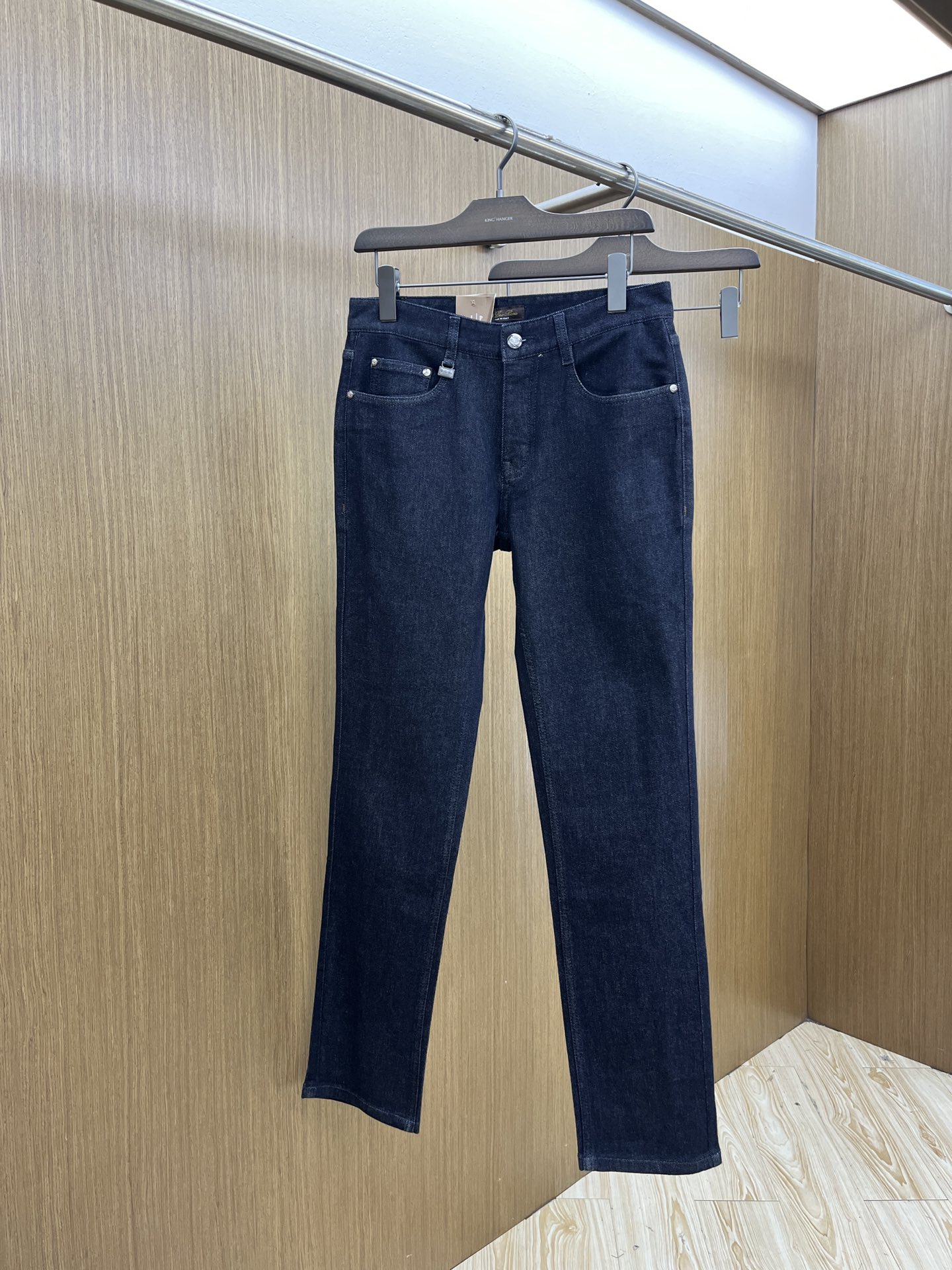 秋冬 lP🆕 🔥🔥高端定制、25SS秋冬最新款牛仔裤 柜台同步发售 进口固色面料 原版定制复刻 客供五金