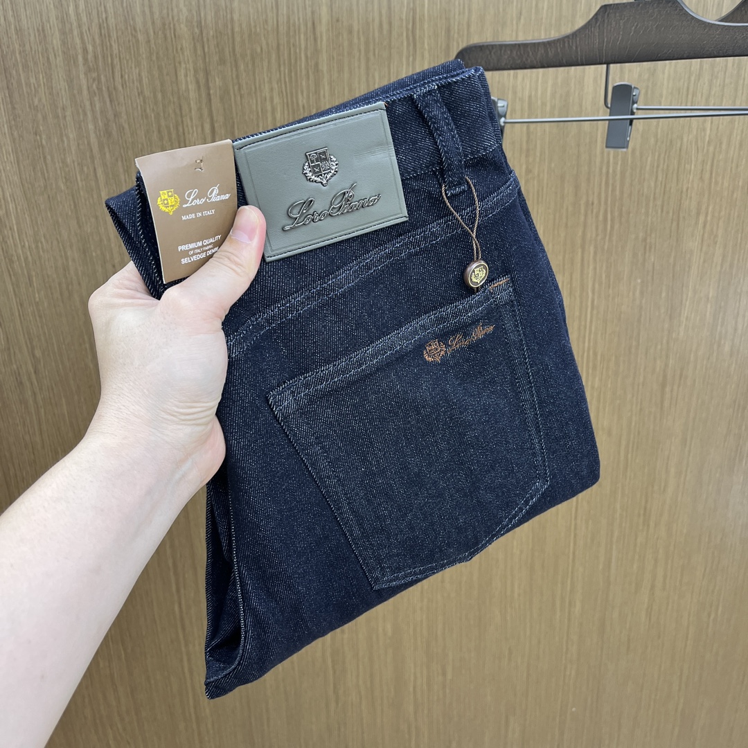 NO:478177,Autumn and Winter LP high-end customization, 25SS autumn and winter latest jeans are available at the counter simultaneously, imported color fixing fabrics, original custom reproduction, customer-supplied hardware and auxiliary materials, original quality, heavy industry washing, fine workmanship and excellent upper body!  Preferred single product produced by fax, number 29-38 without 35.37, loro piana, jeans, alexander wang19860909秋冬 LP 高端定制、25SS秋冬最新款牛仔裤 柜台同步发售 进口固色面料 原版定制复刻 客供五金辅料 原单品质 重工洗水 做工走线精细 上身绝佳！优选单品 fax出品 码数29-38无35.37,,loro piana,jeans,alexander wang,Men's clothing