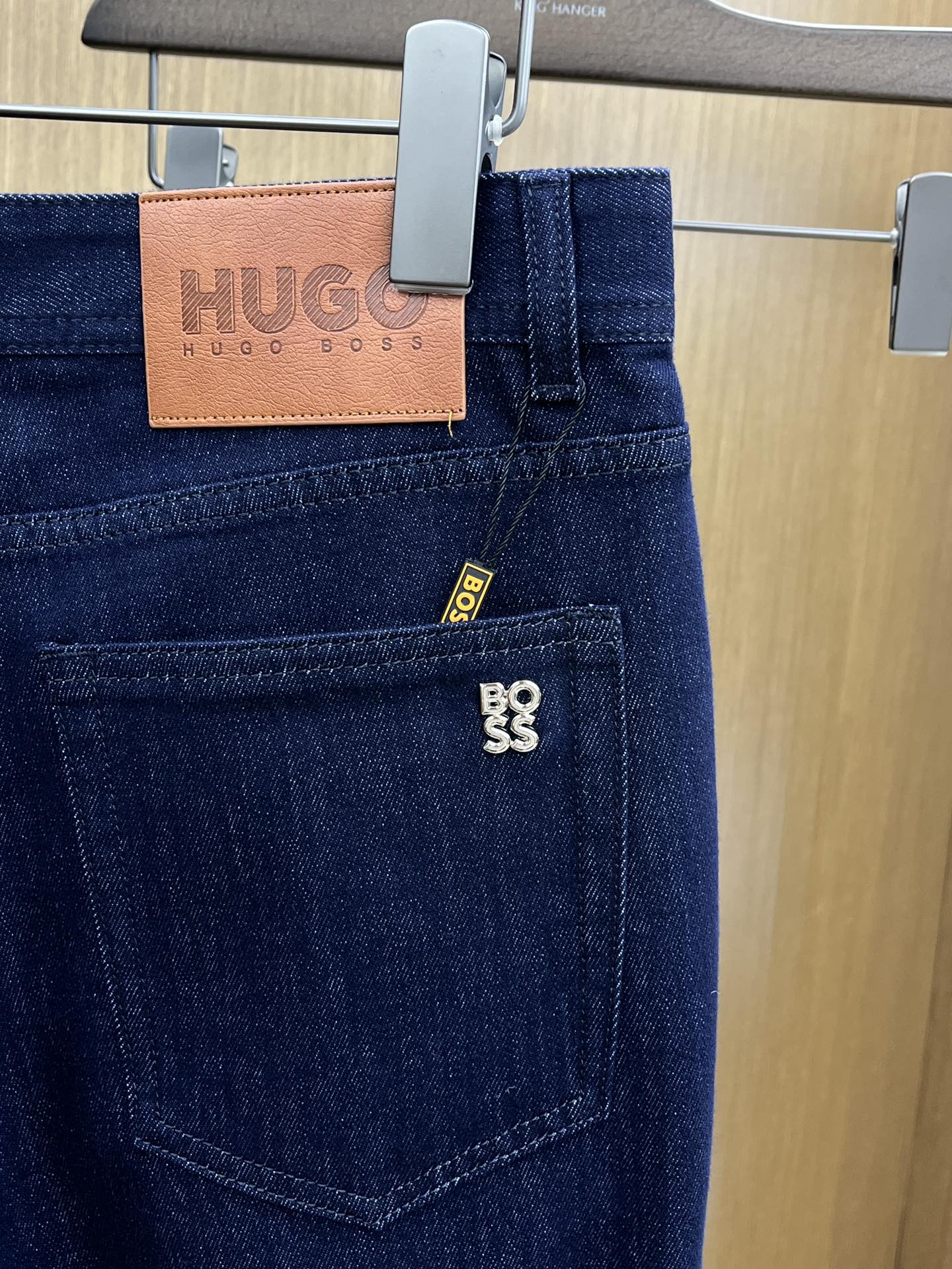 秋冬 Hugo 🔥🔥高端定制、25SS秋冬最新款牛仔裤 柜台同步发售 进口固色面料 原版定制复刻 客供五