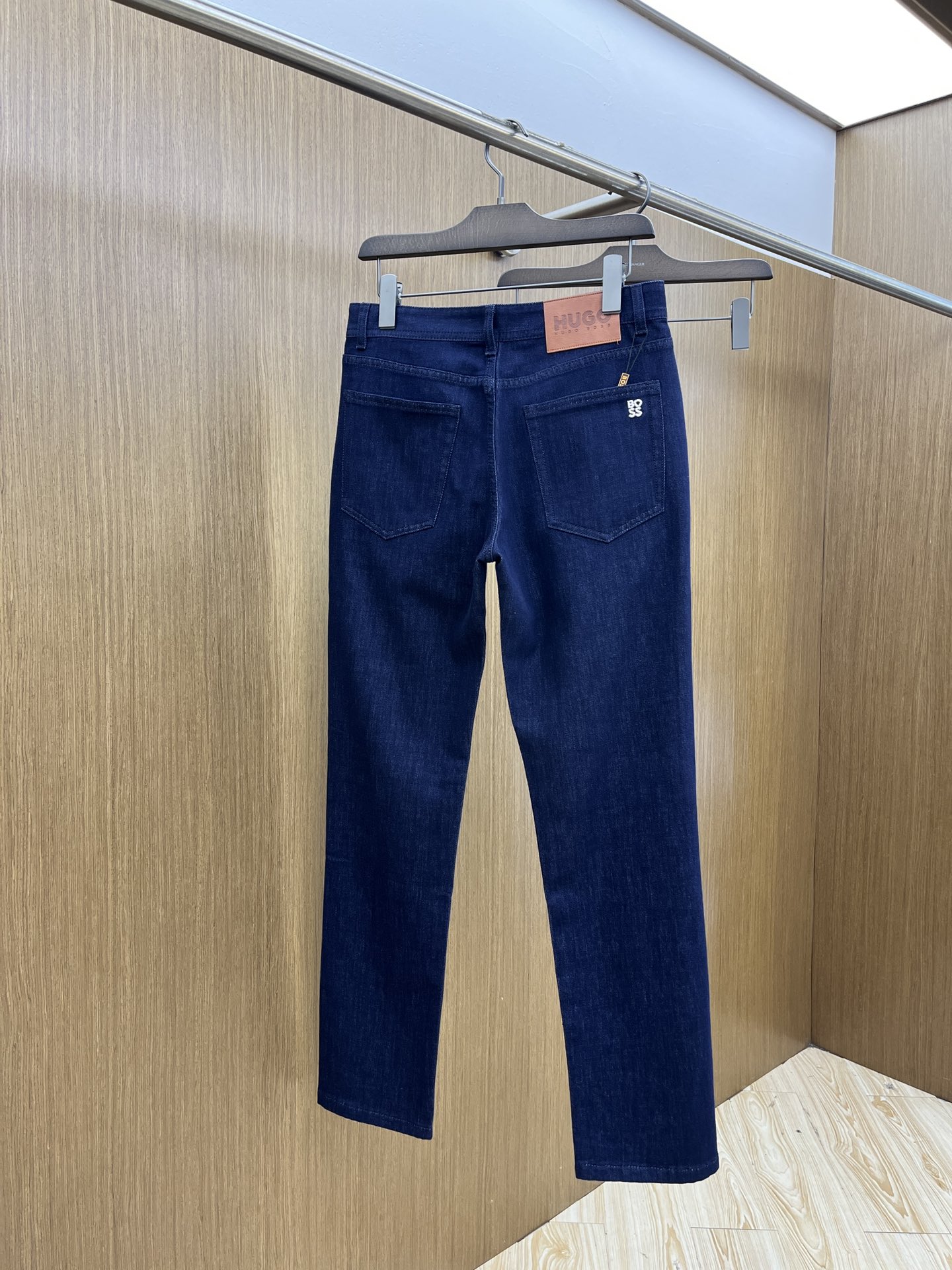 秋冬 Hugo 🔥🔥高端定制、25SS秋冬最新款牛仔裤 柜台同步发售 进口固色面料 原版定制复刻 客供五