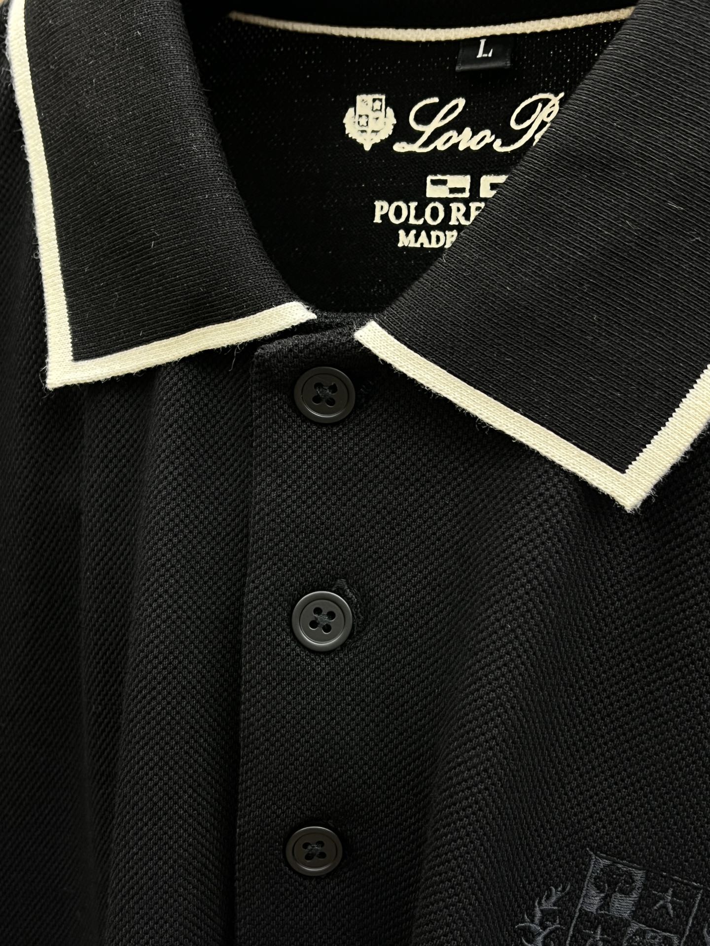 秋冬 lP🆕 🔥🔥秋冬新款男士标识短袖Polo衫，延续经典商务休闲翻领POLO恤.该款Polo衫采用丝光