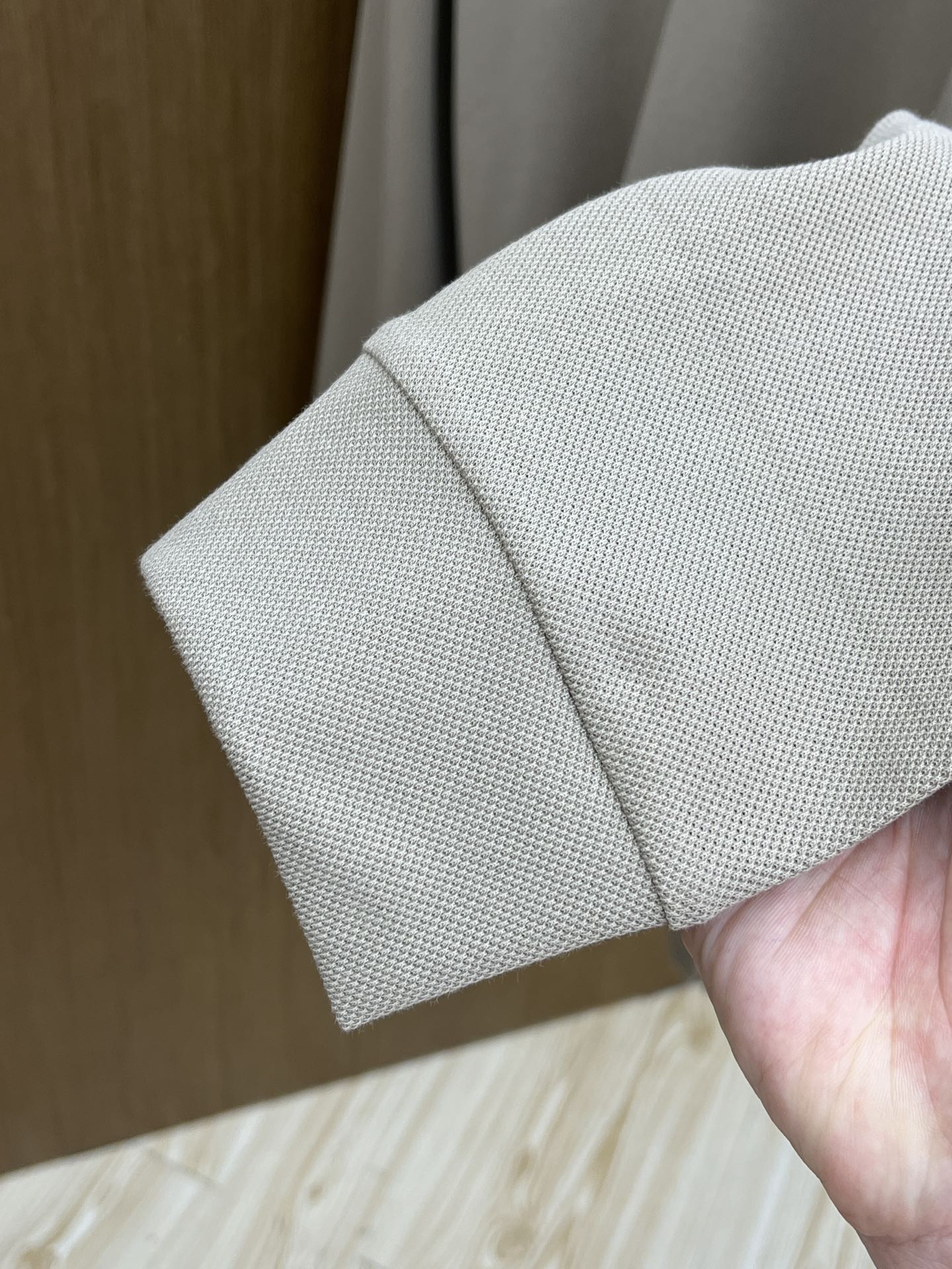 秋冬 lP🆕 🔥🔥秋冬新款男士标识短袖Polo衫，延续经典商务休闲翻领POLO恤.该款Polo衫采用丝光