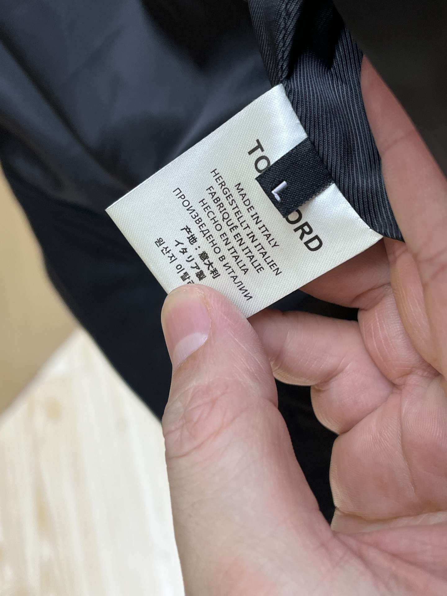 秋冬 TF 🔥SS男士新款口袋麂皮绒夹克外套，采用麂皮绒皮革精心制作，经典版型，凸显新意同时也能提升款式