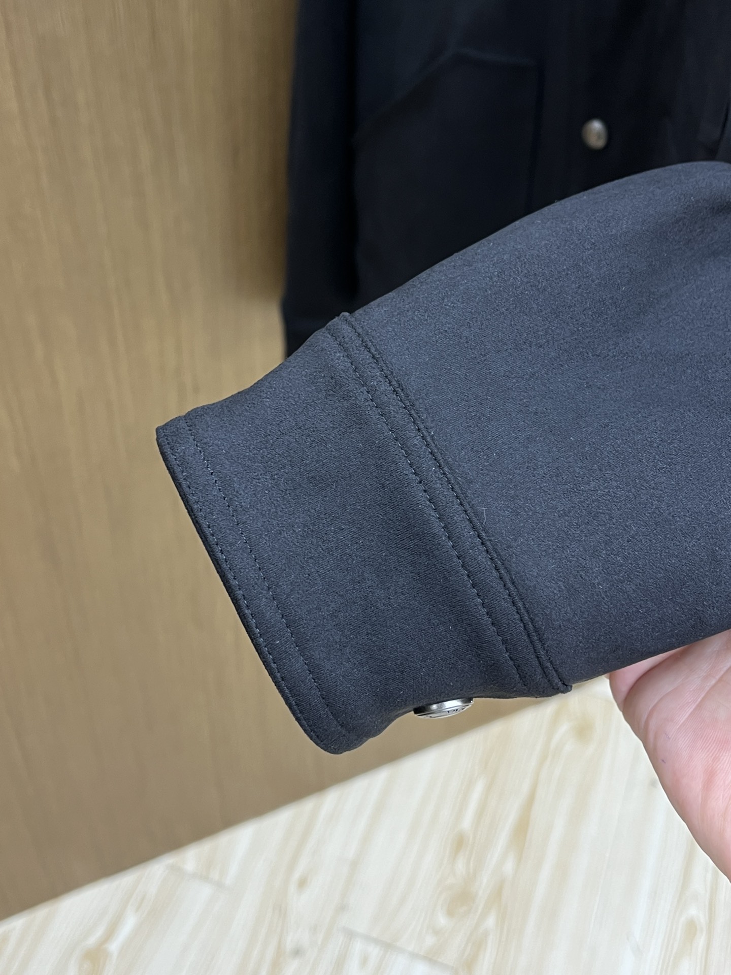 秋冬 TF 🔥SS男士新款口袋麂皮绒夹克外套，采用麂皮绒皮革精心制作，经典版型，凸显新意同时也能提升款式