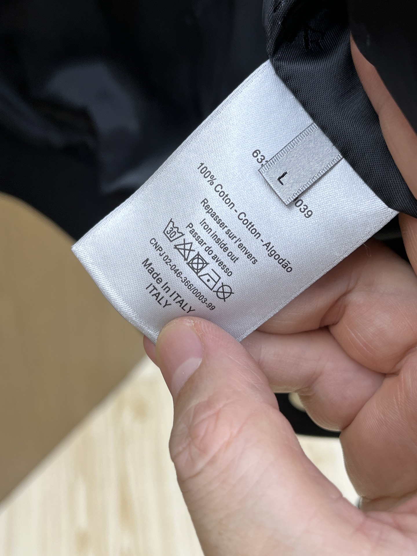 秋冬 CD 🔥SS男士新款口袋麂皮绒夹克外套，采用麂皮绒皮革精心制作，经典版型，凸显新意同时也能提升款式