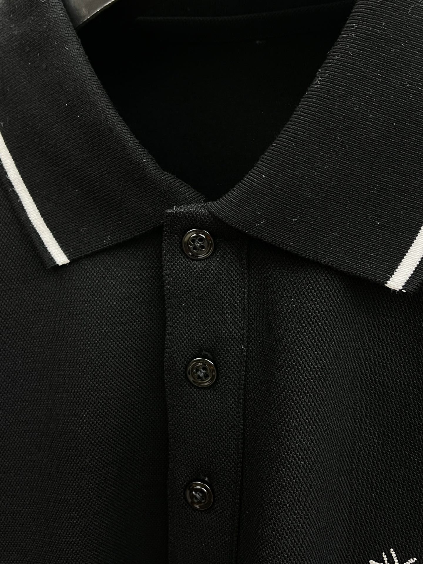 秋冬 CD 🔥秋冬DIOR经典小蜜蜂长袖 选用拉毛珠地棉 面料细腻柔软上身舒适 简约时尚 适配商务、fj