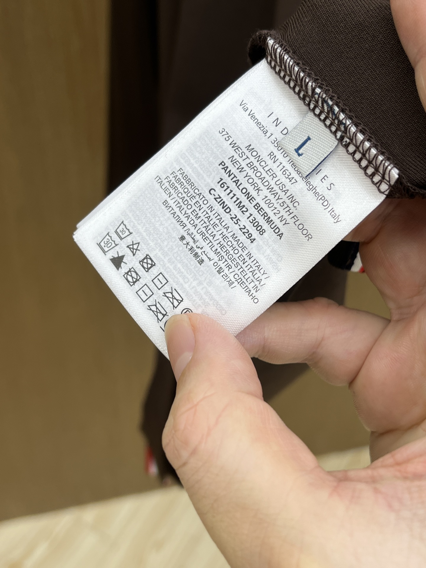 秋冬 Mon 🔥秋冬官网新款圆领长袖 选用拉毛珠地棉 面料细腻柔软上身舒适 简约时尚 适配商务、fjj休