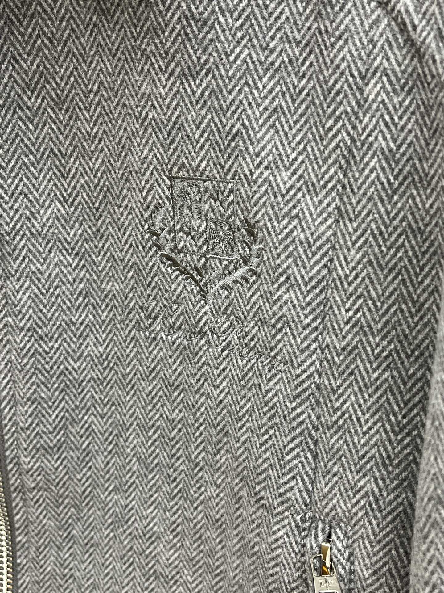 秋冬 lP🆕🔥秋冬新款老钱风羊毛夹克外套 两侧斜插袋、领口、袖口、下摆部分拼接配色羊毛针织罗纹 选用进口