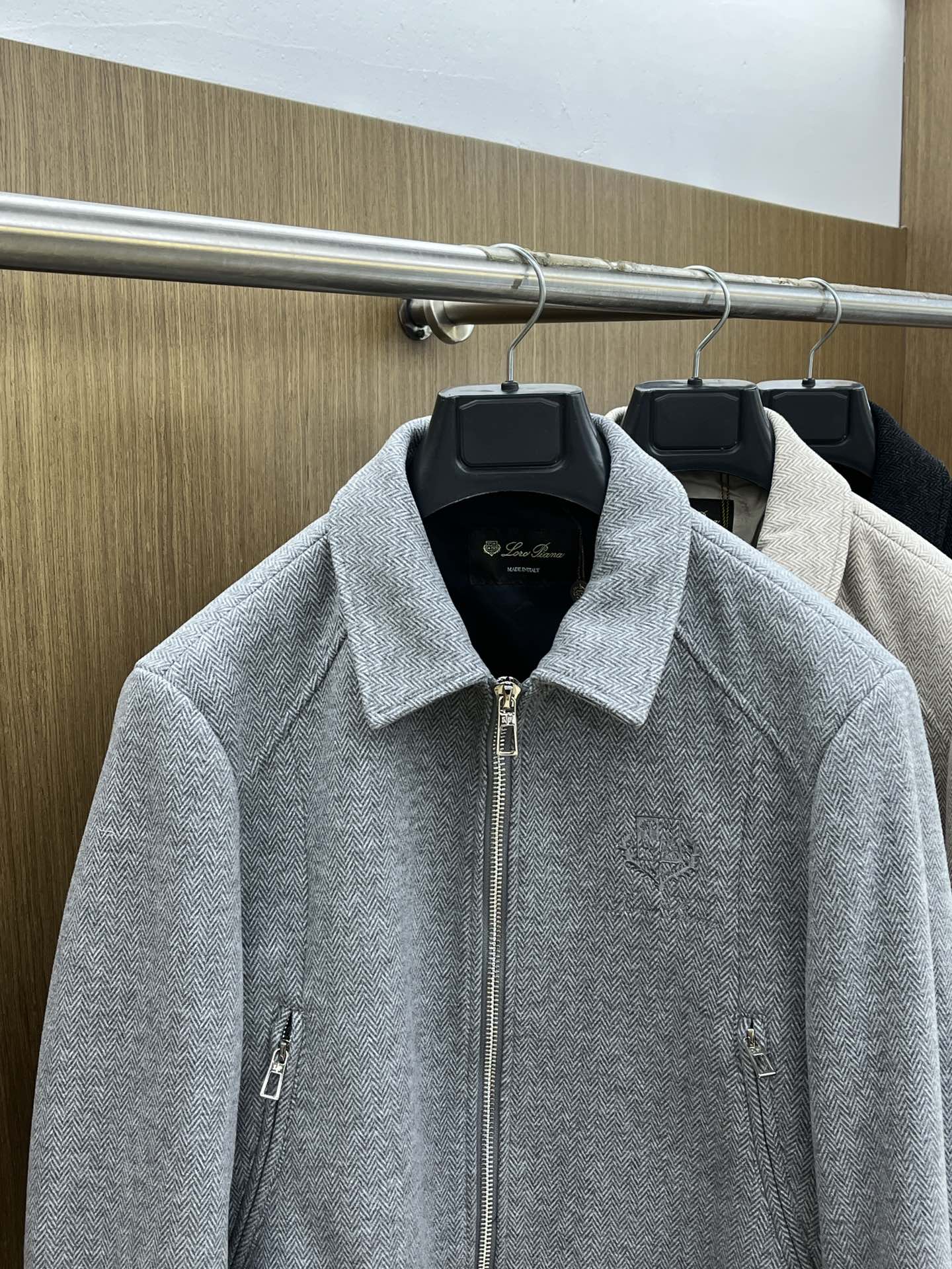 秋冬 lP🆕🔥秋冬新款老钱风羊毛夹克外套 两侧斜插袋、领口、袖口、下摆部分拼接配色羊毛针织罗纹 选用进口