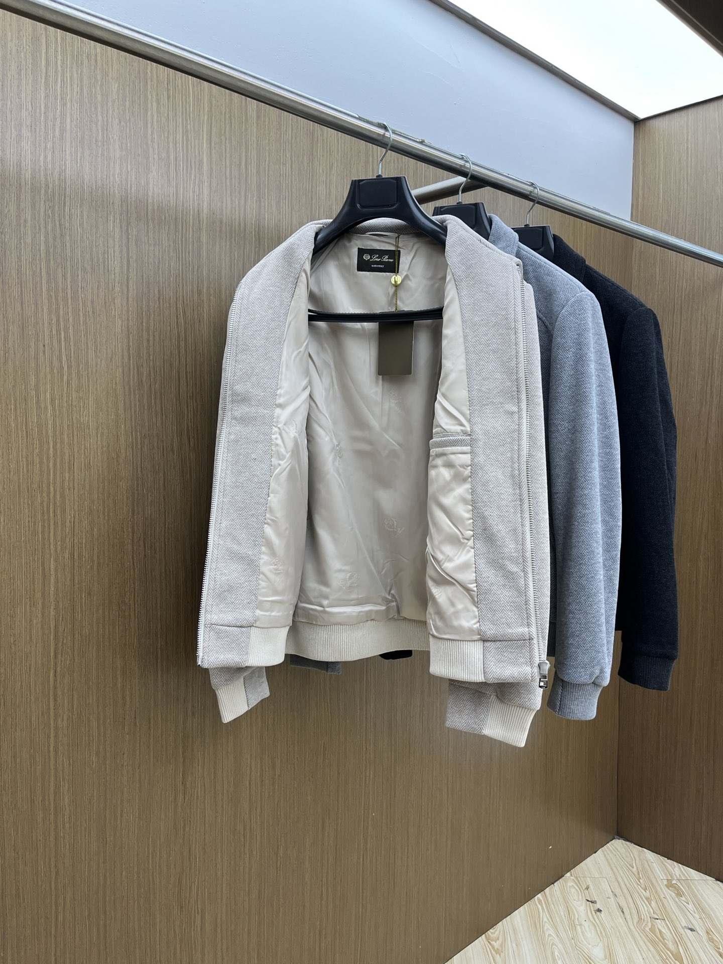 秋冬 lP🆕🔥秋冬新款老钱风羊毛夹克外套 两侧斜插袋、领口、袖口、下摆部分拼接配色羊毛针织罗纹 选用进口