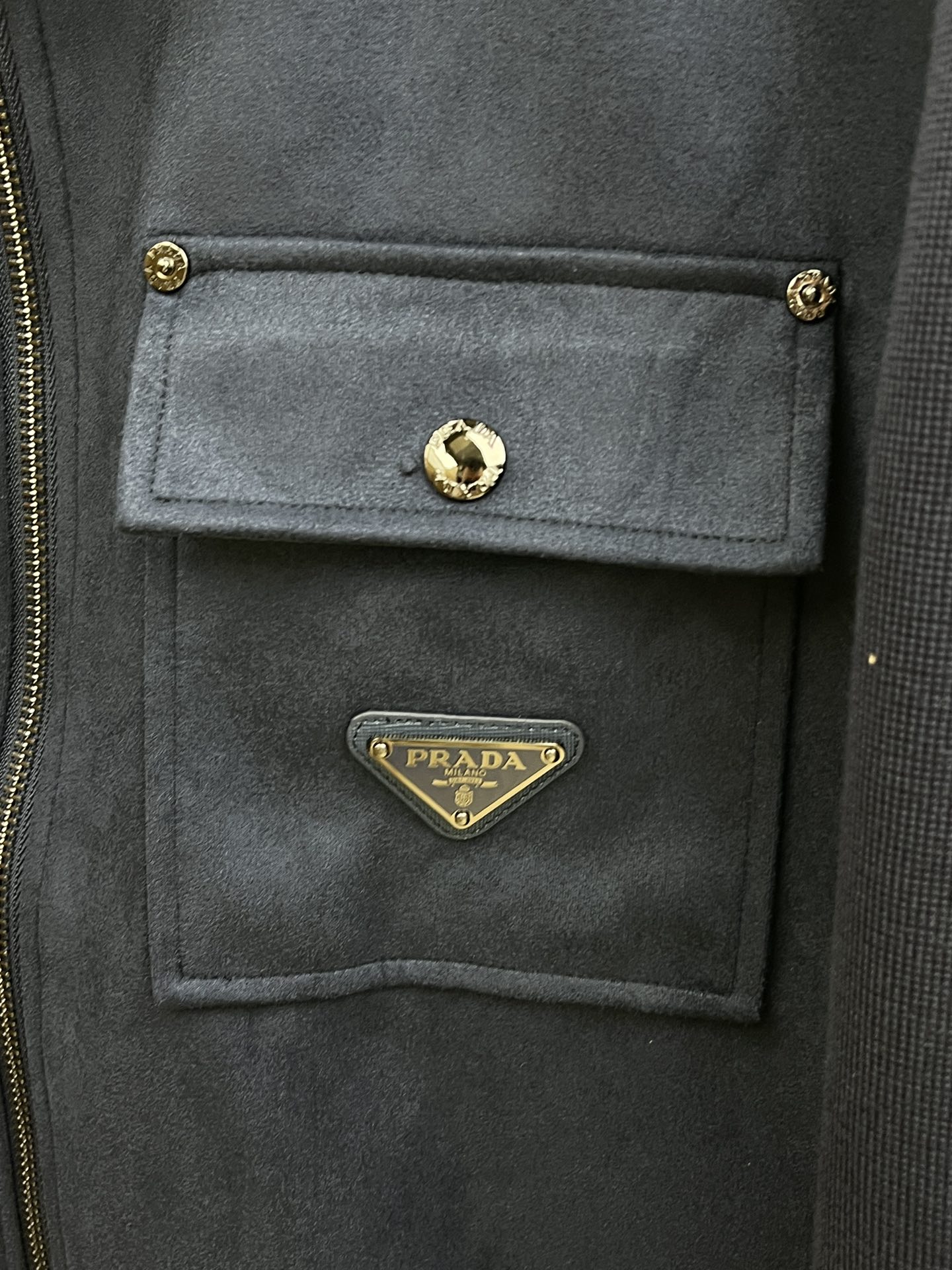 秋冬 PD🔥秋冬独家专供最新时尚秋冬夹克 经典设计感与颜值爆棚的外套，品质更是无法挑剔品控可以直接入手，