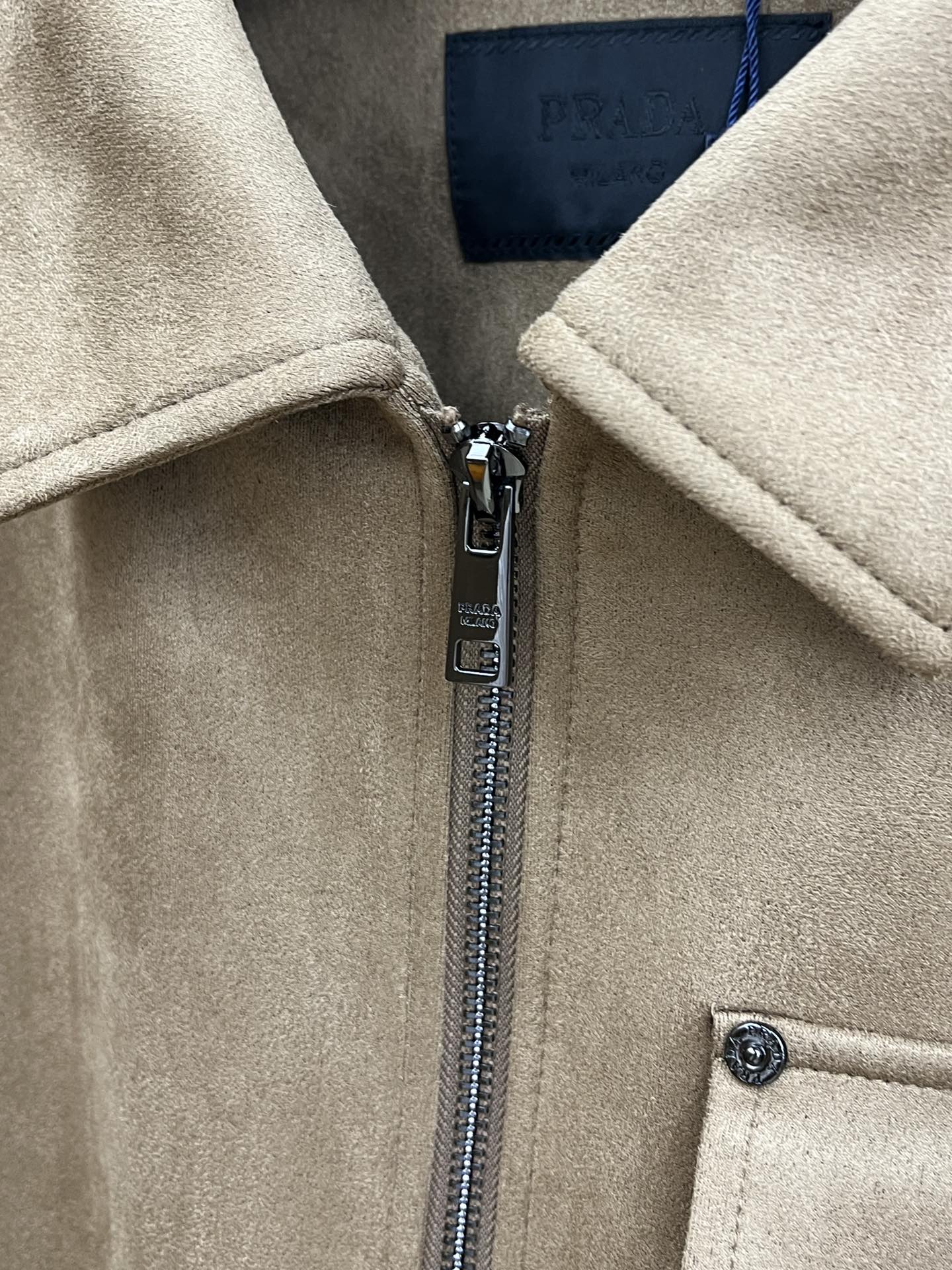 秋冬 PD🔥秋冬独家专供最新时尚秋冬夹克 经典设计感与颜值爆棚的外套，品质更是无法挑剔品控可以直接入手，