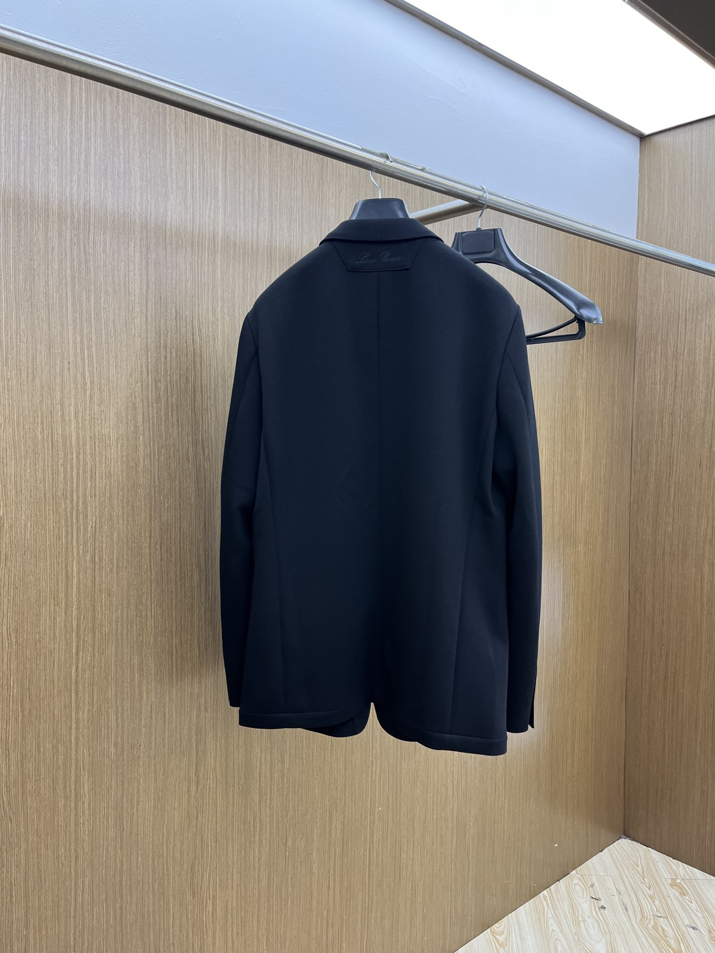 秋冬 lP🆕 🔥🔥ss早秋新款发布❤️巴宝莉西装夹克外套，秋季爆款西装外套，胸前战马logo刺绣西装，穿