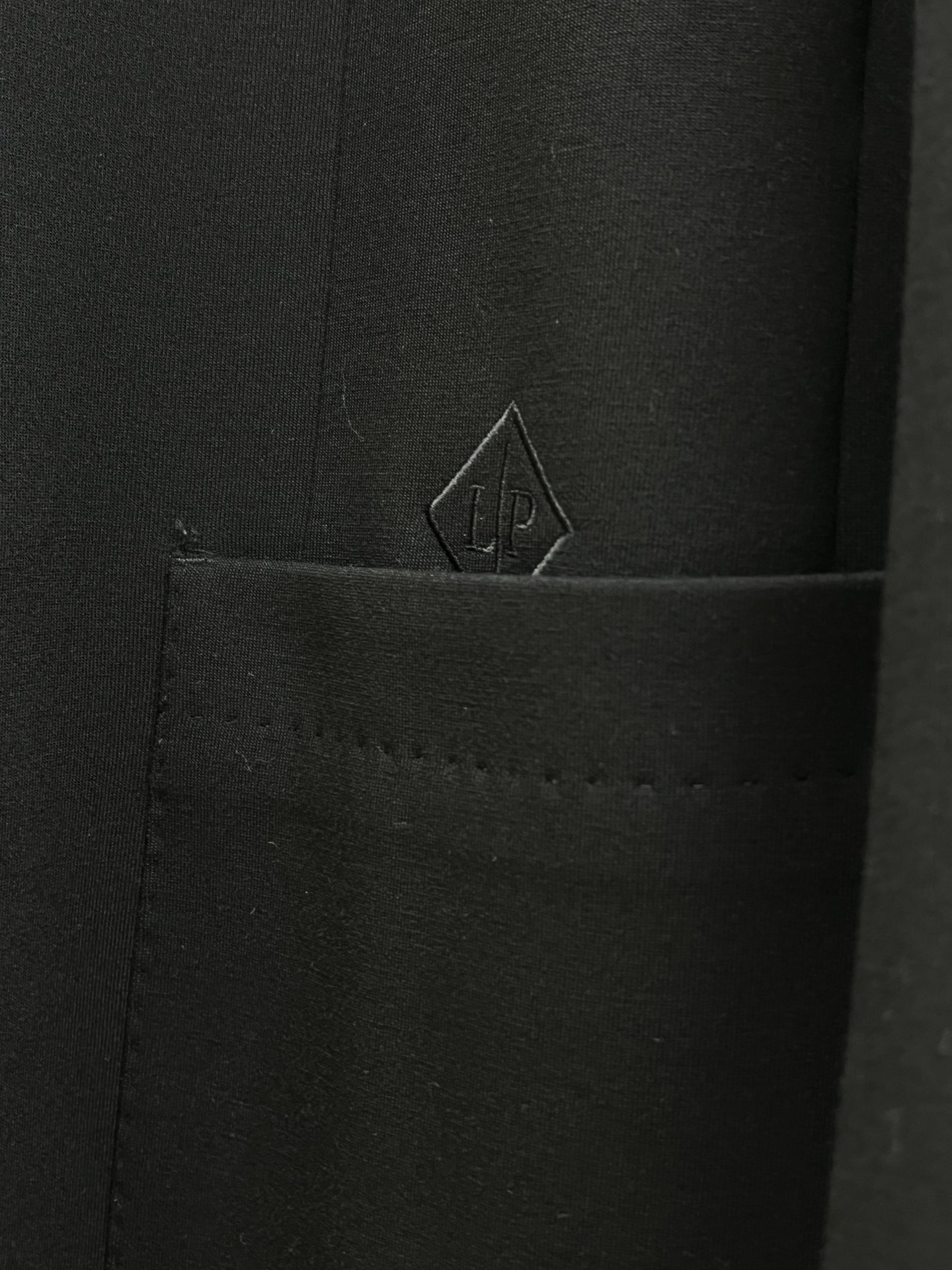 秋冬 lP🆕 🔥🔥ss早秋新款发布❤️巴宝莉西装夹克外套，秋季爆款西装外套，胸前战马logo刺绣西装，穿