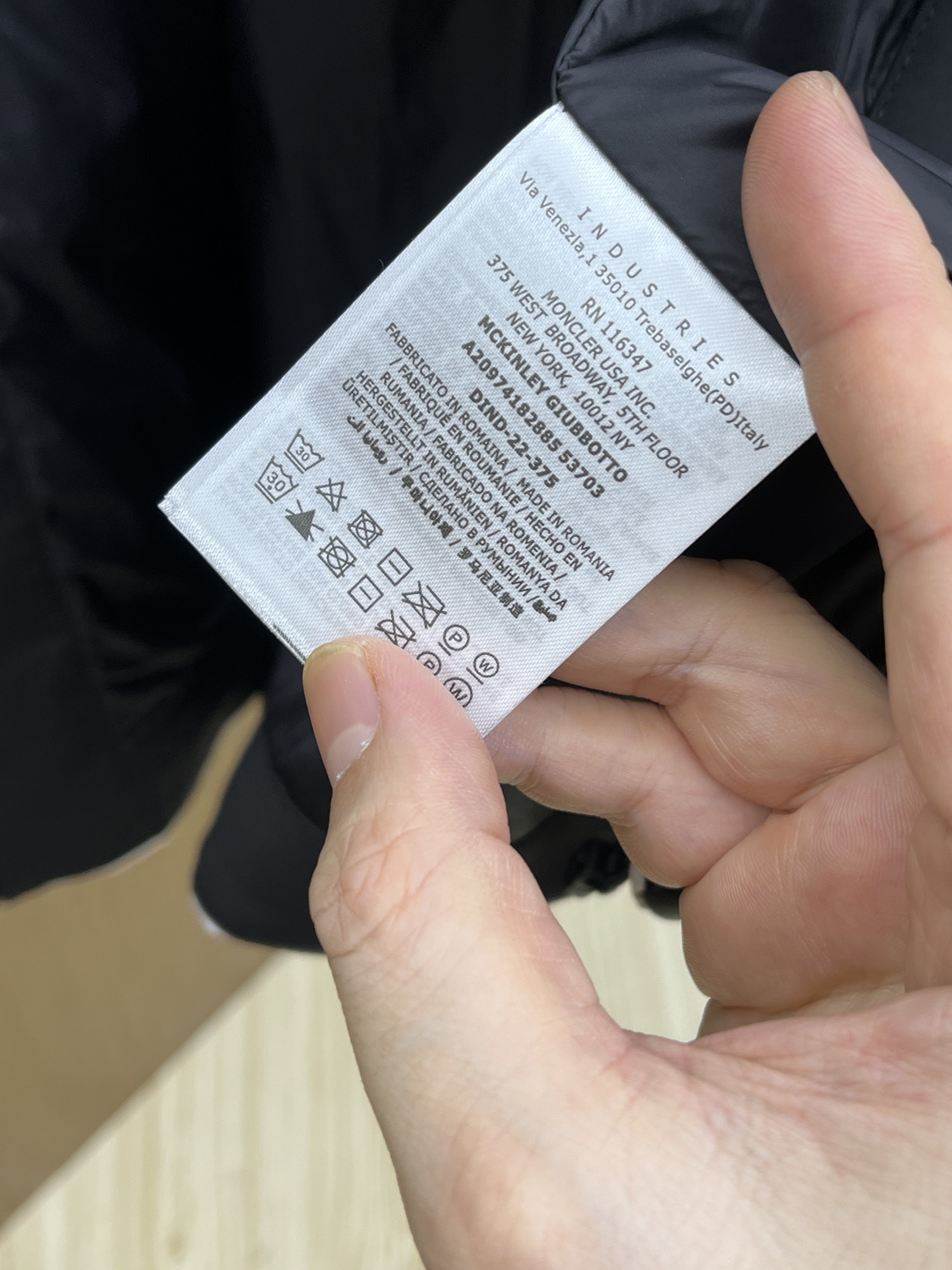 秋冬 Mon 🔥🔥ss早秋新款发布男士连帽夹克外套，秋季爆款外套，Logo黑白拼色款款外套，穿上就是舒适