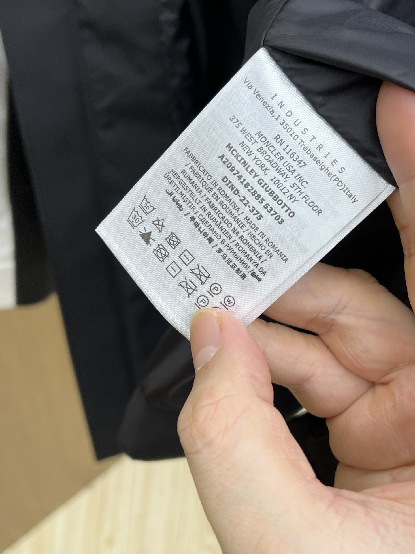 秋冬 Mon 🔥🔥ss早秋新款发布男士连帽夹克外套，秋季爆款外套，Logo黑白拼色款款外套，穿上就是舒适