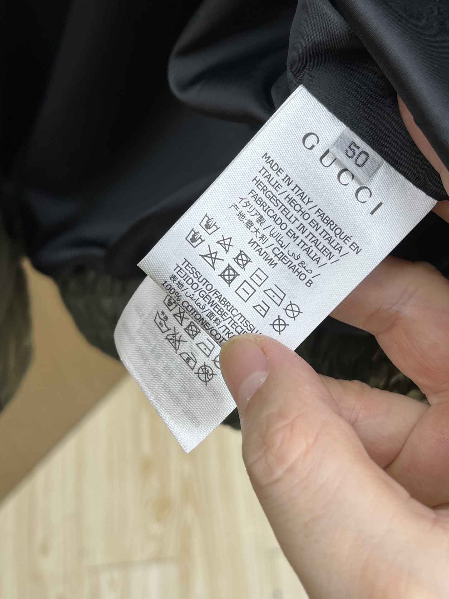 秋冬 Guc 🔥🔥ss早秋新款发布古驰连帽夹克外套，双GG字母提花面料搭配绿红织带秋季爆款外套，颗粒绒面