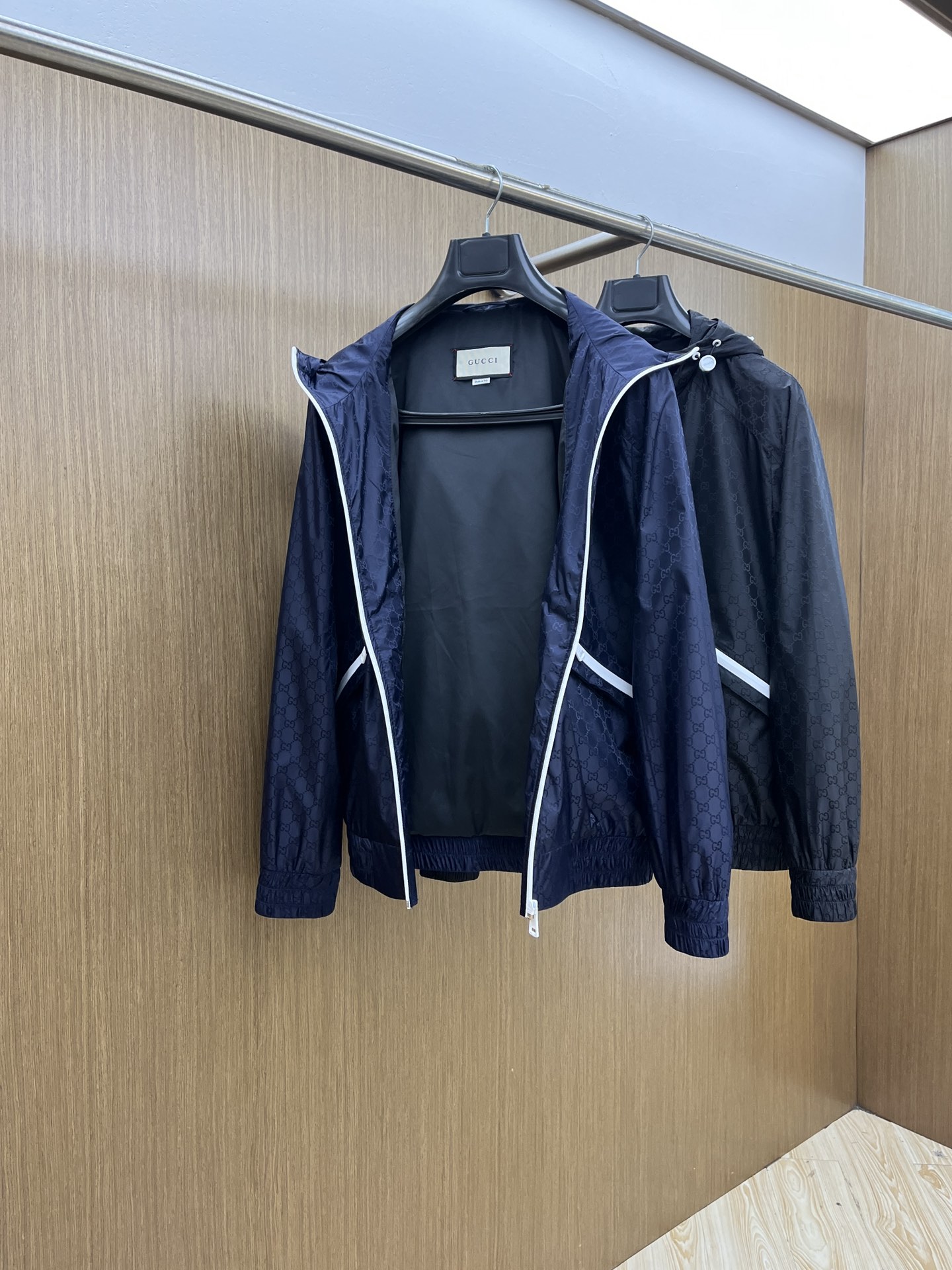 秋冬 Guc 🔥🔥ss早秋新款古驰连帽夹克外套，双G字母提花面料，秋季爆款外套，穿上就是舒适自在又显瘦的