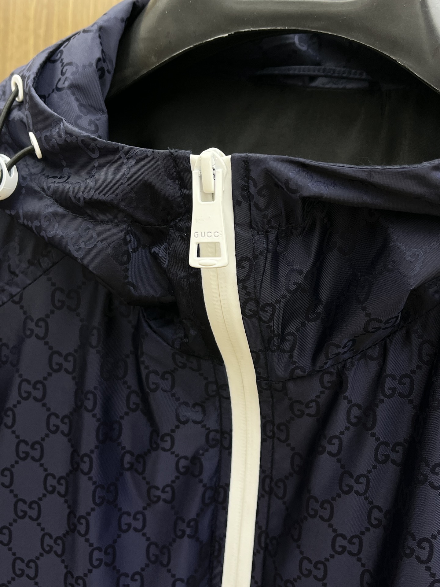 秋冬 Guc 🔥🔥ss早秋新款古驰连帽夹克外套，双G字母提花面料，秋季爆款外套，穿上就是舒适自在又显瘦的