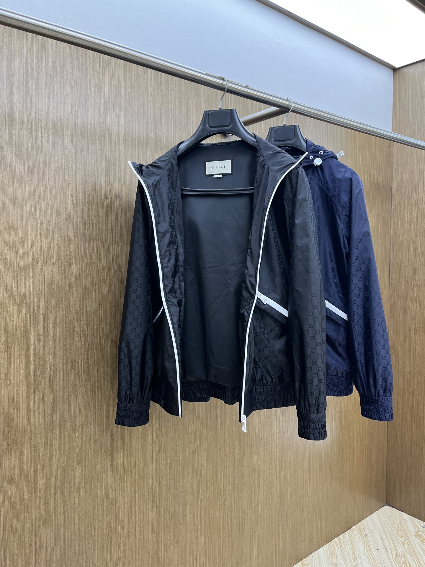 秋冬 Guc 🔥🔥ss早秋新款古驰连帽夹克外套，双G字母提花面料，秋季爆款外套，穿上就是舒适自在又显瘦的