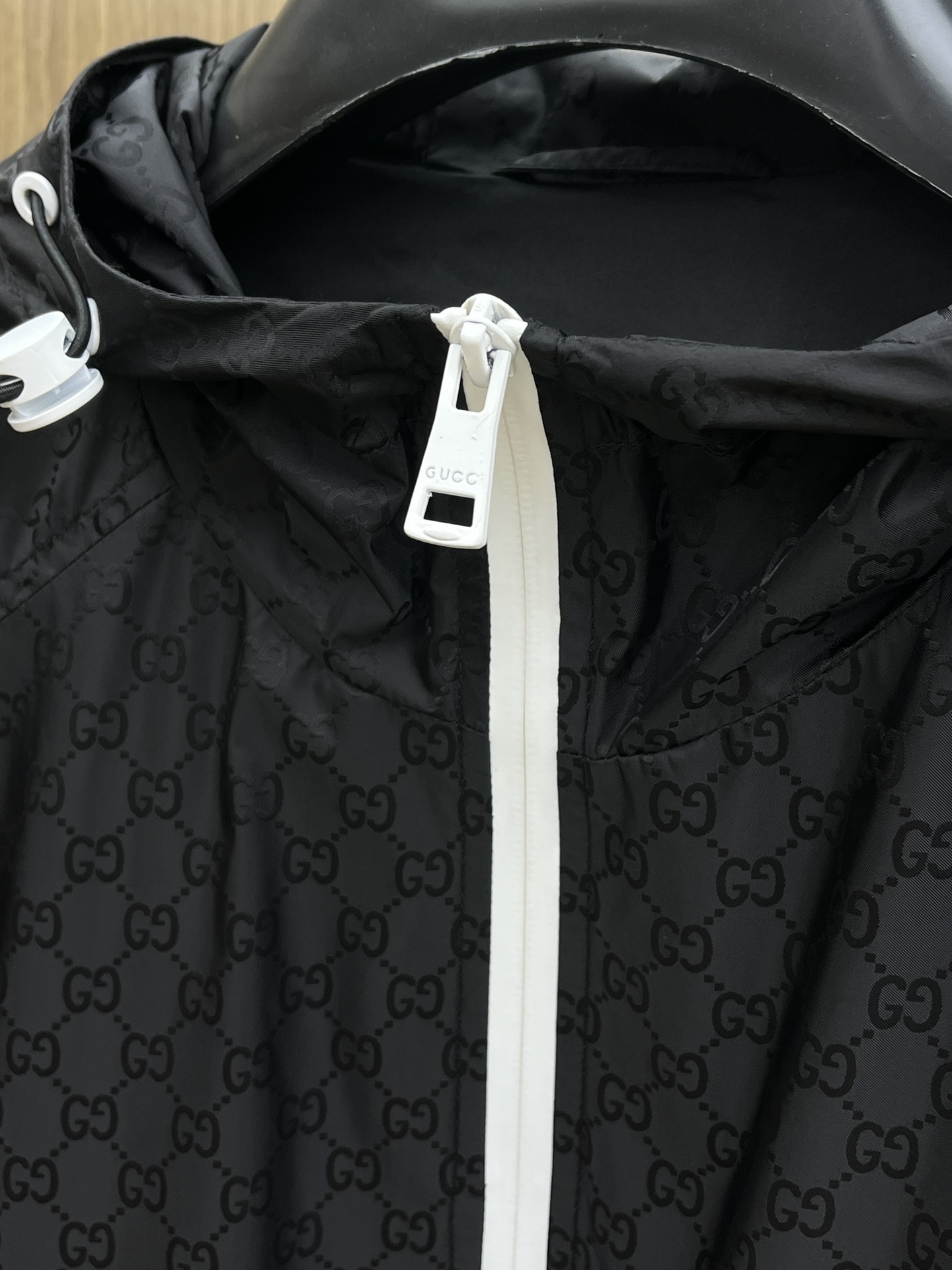 秋冬 Guc 🔥🔥ss早秋新款古驰连帽夹克外套，双G字母提花面料，秋季爆款外套，穿上就是舒适自在又显瘦的