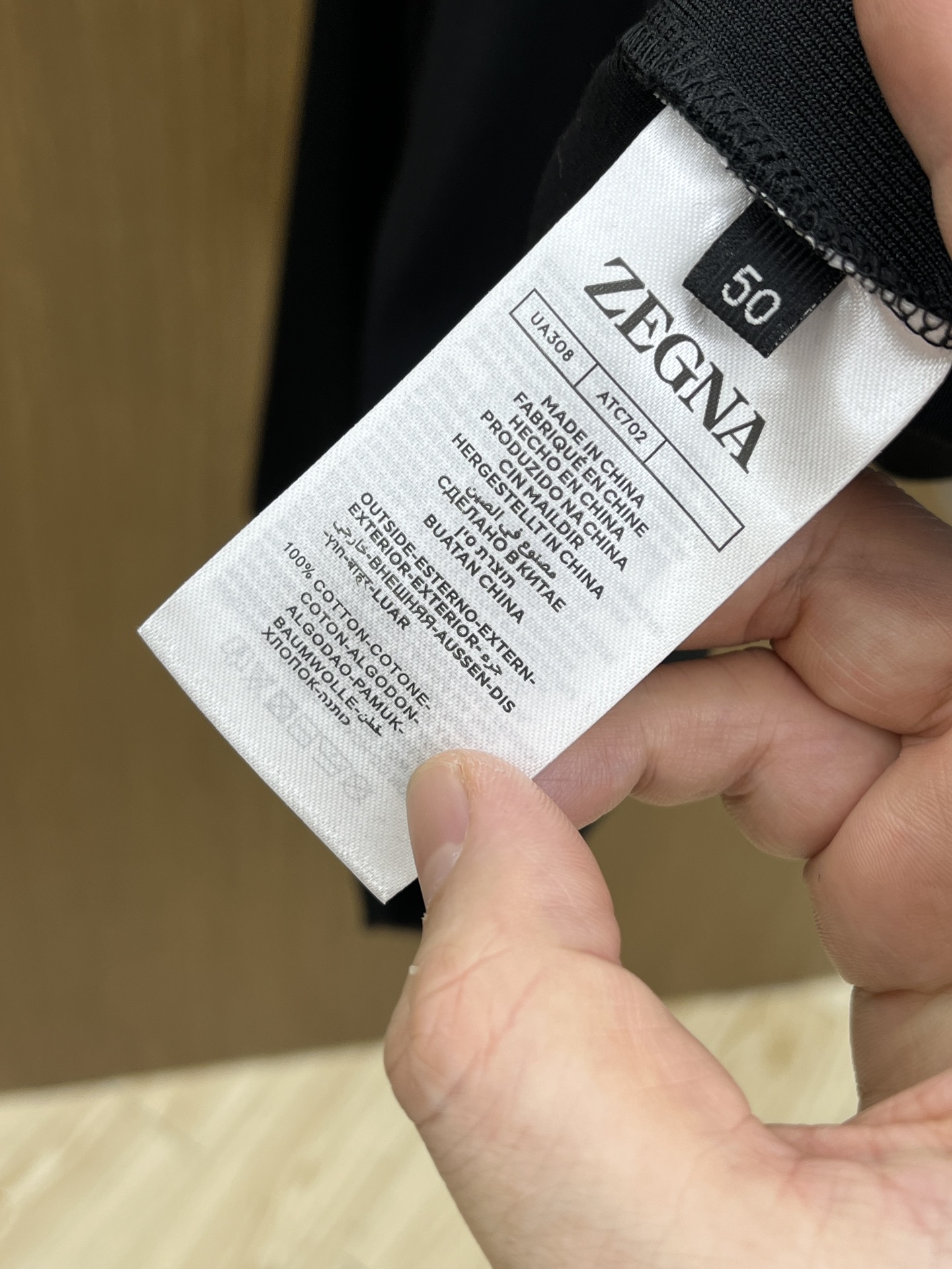 秋冬 ZZ 🔥官网最新款秋冬新品 面料采用新疆长绒棉 面料细腻柔软上身舒适 fjj胸前品牌logo小点缀