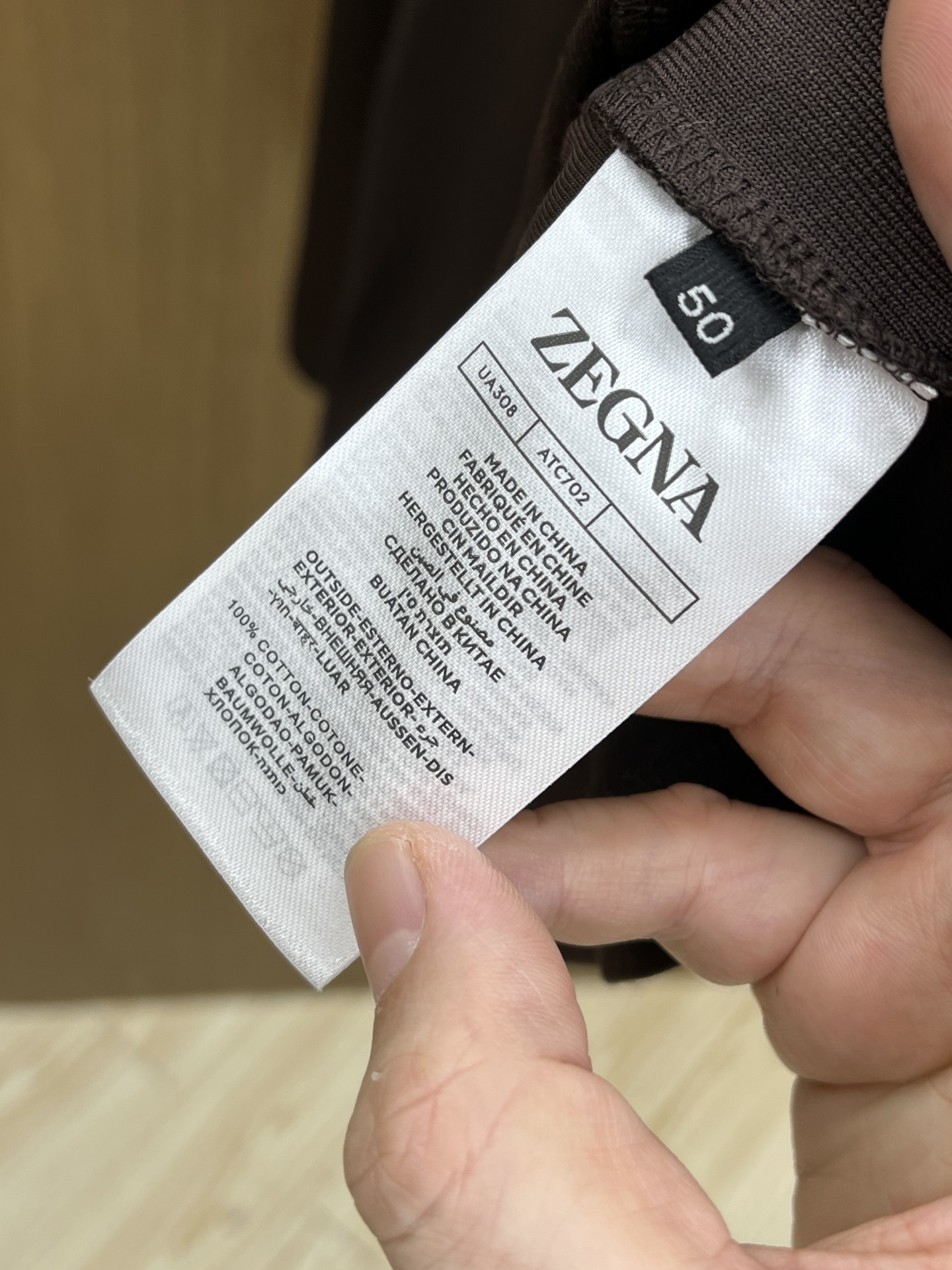 秋冬 ZZ 🔥官网最新款秋冬新品 面料采用新疆长绒棉 面料细腻柔软上身舒适 fjj胸前品牌logo小点缀